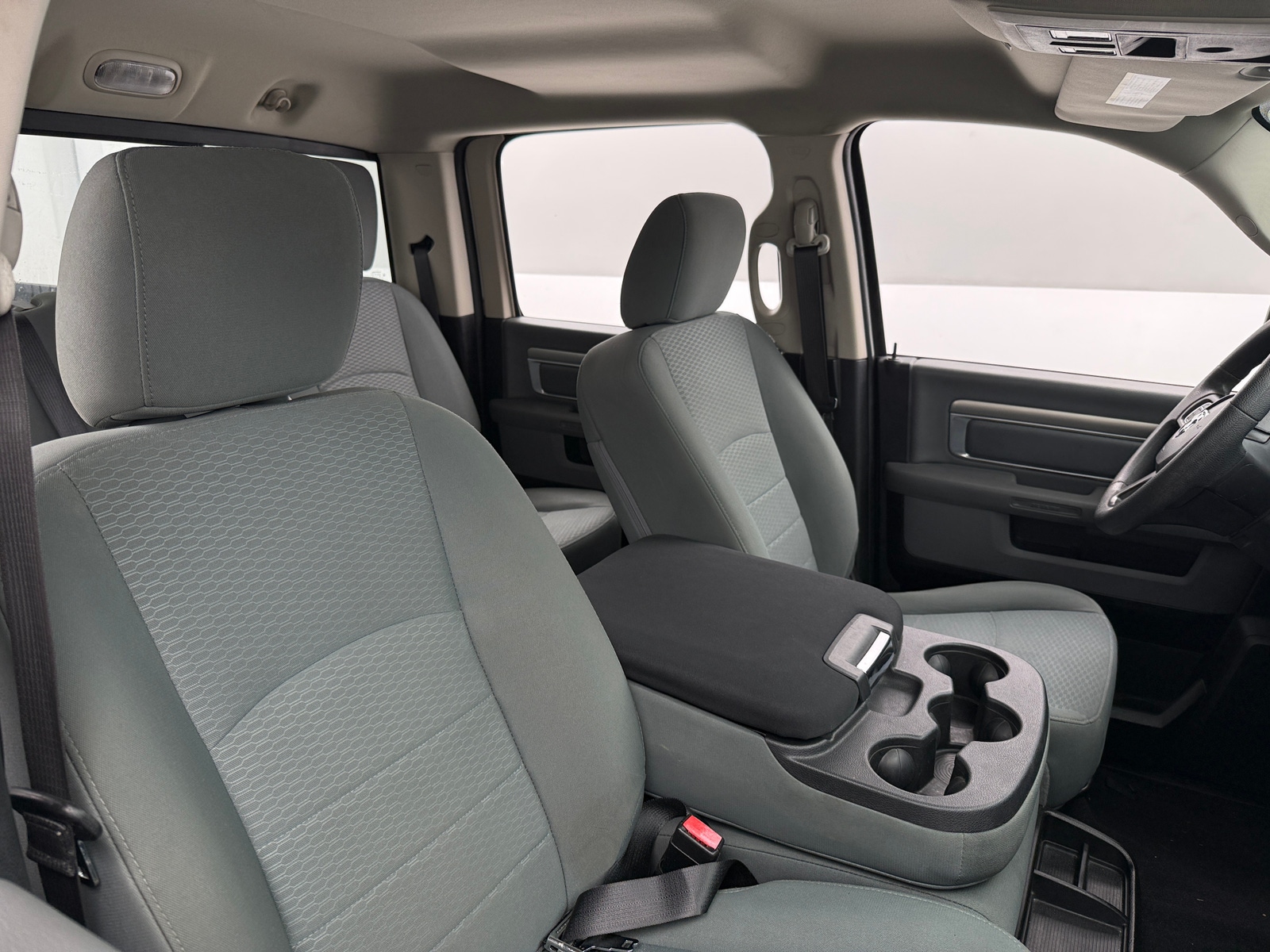 Thumbnail: 2019 RAM 1500 Classic - 2