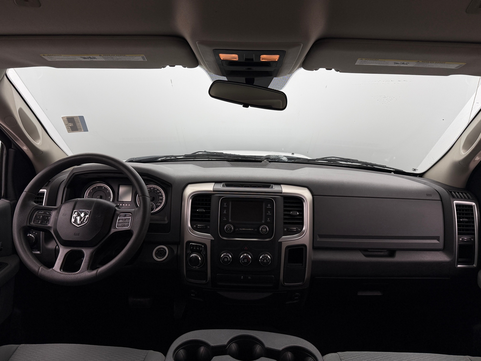 Thumbnail: 2019 RAM 1500 Classic - 3