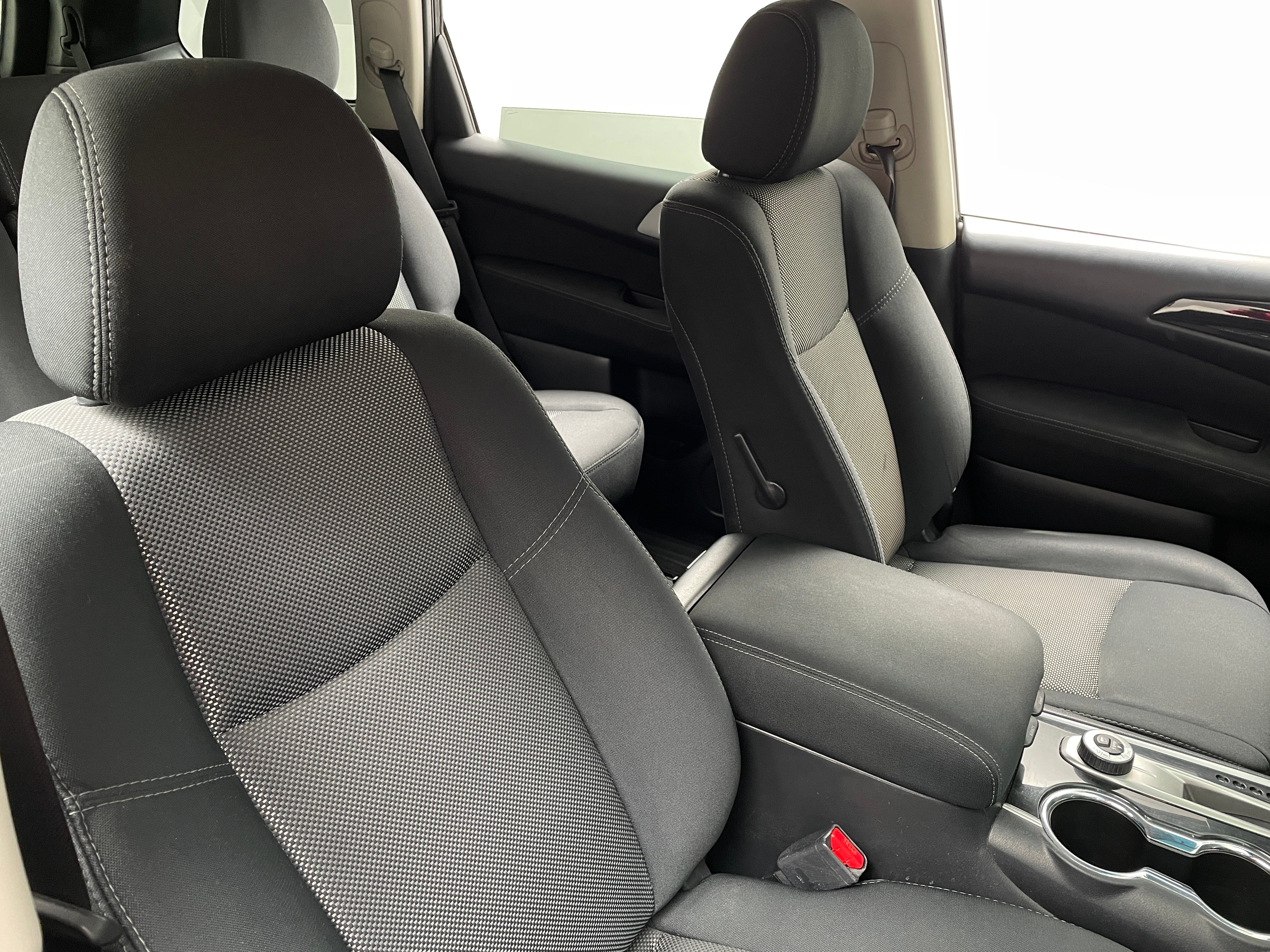 2017 Nissan Pathfinder