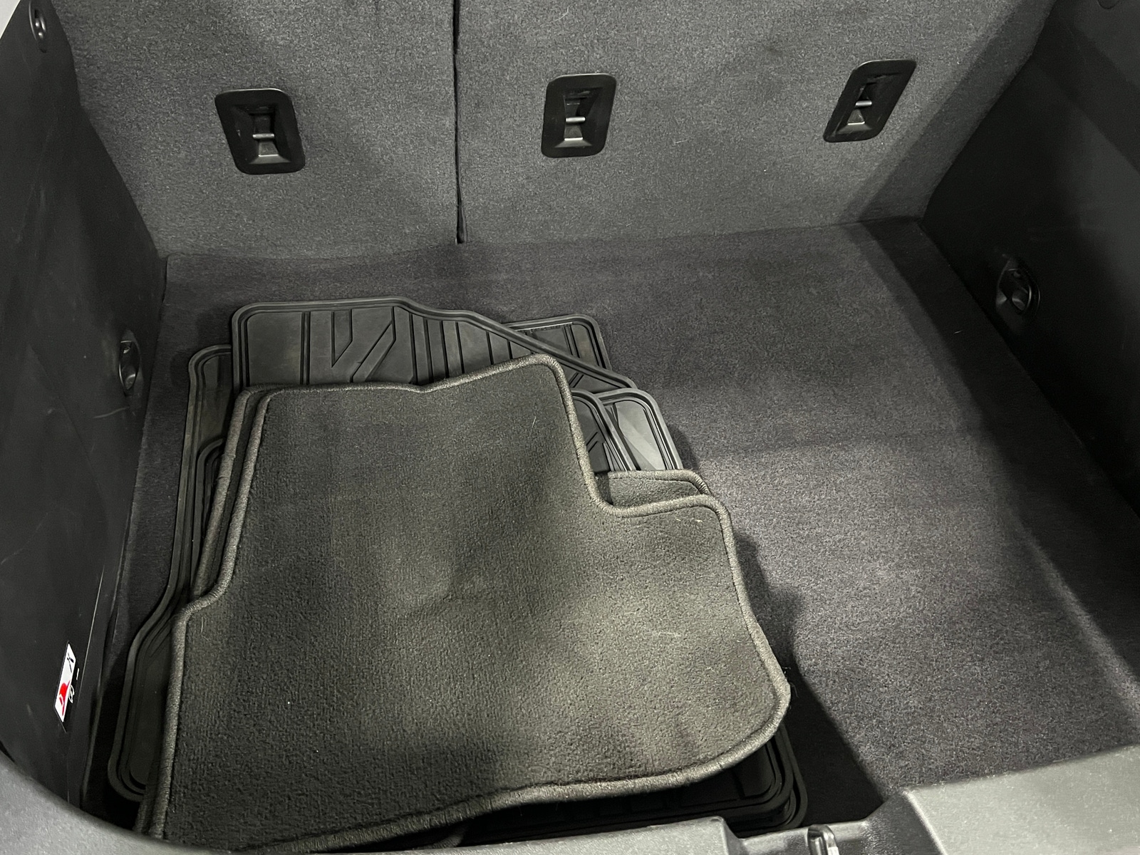 Thumbnail: 2017 Chevrolet Volt - 6