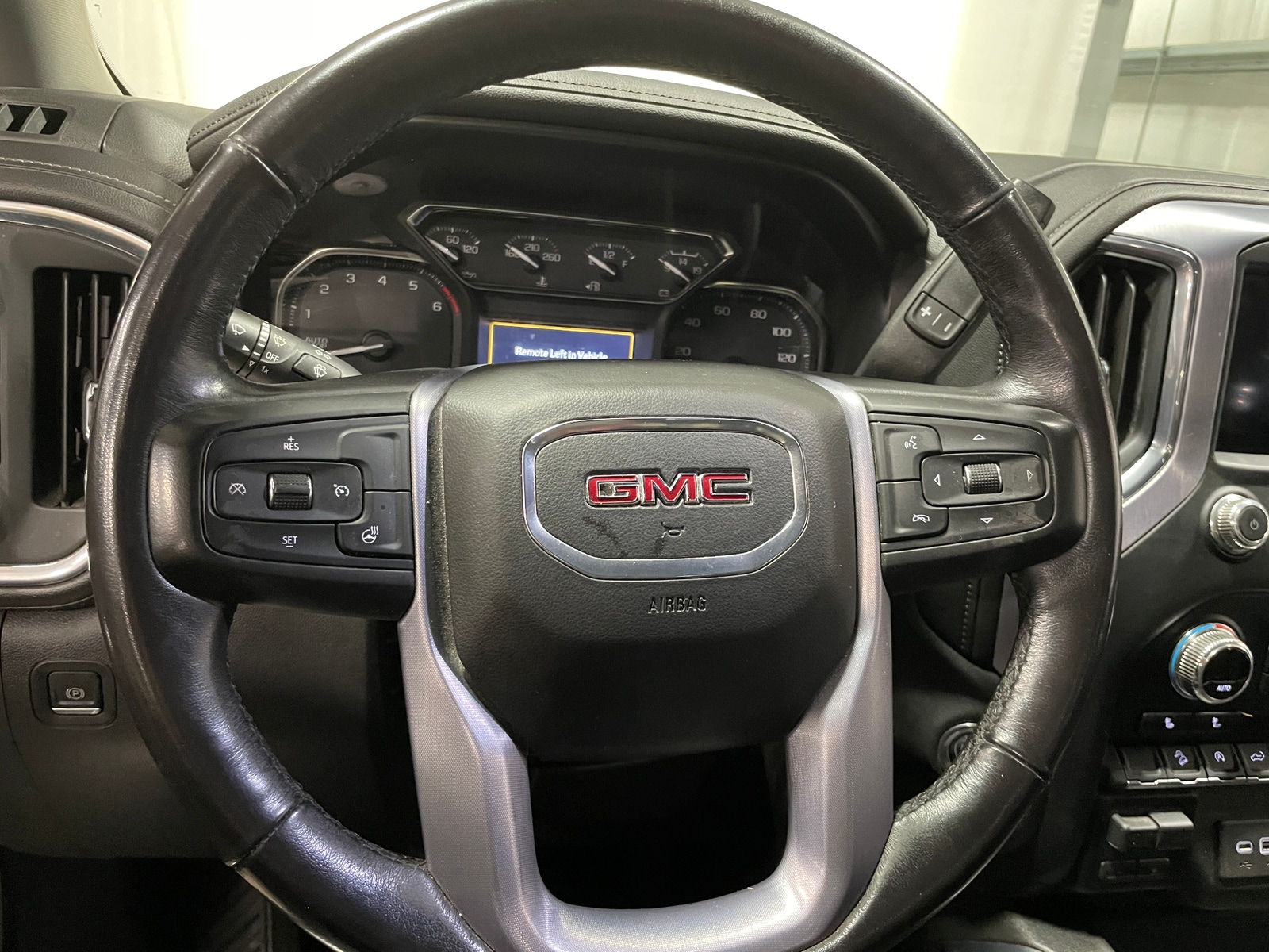 Thumbnail: 2020 GMC Sierra 1500 - 5