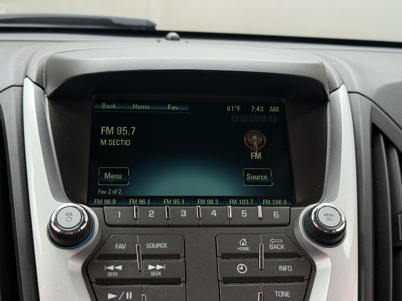 Thumbnail: 2016 Chevrolet Equinox - 4