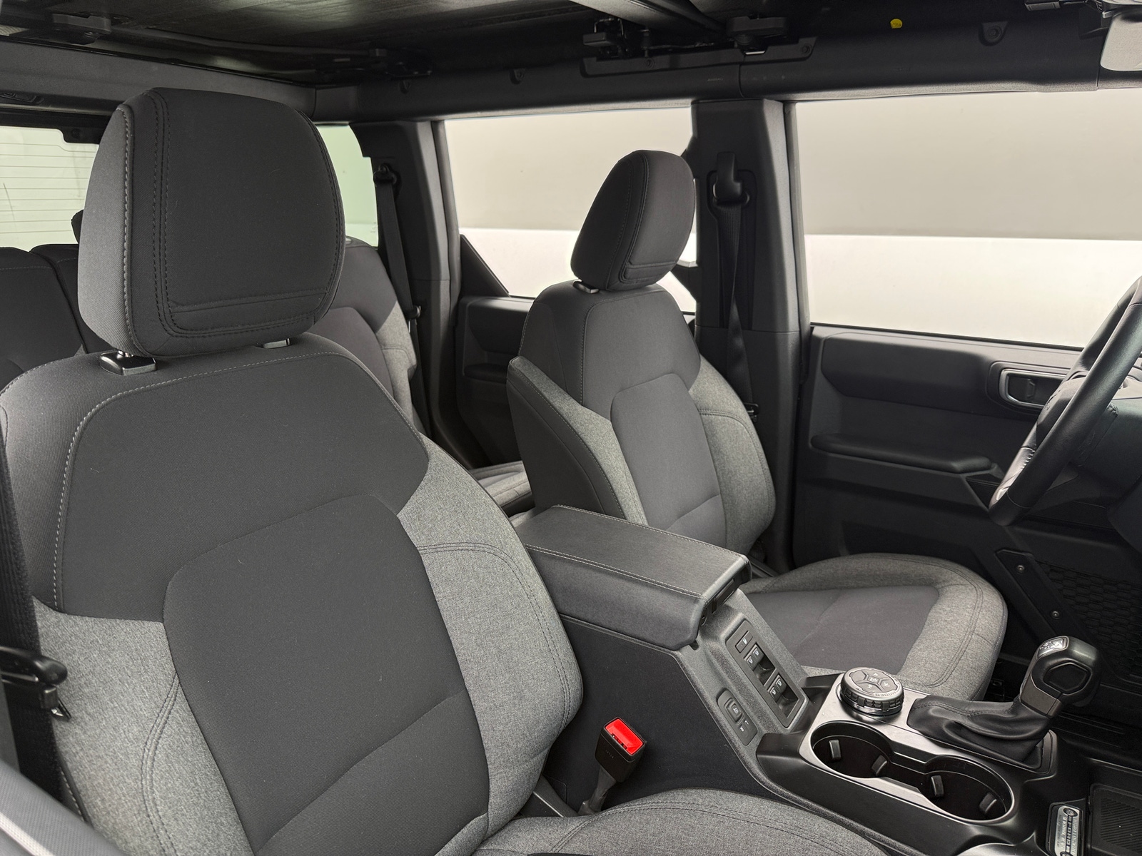 Thumbnail: 2025 Ford Bronco - 2