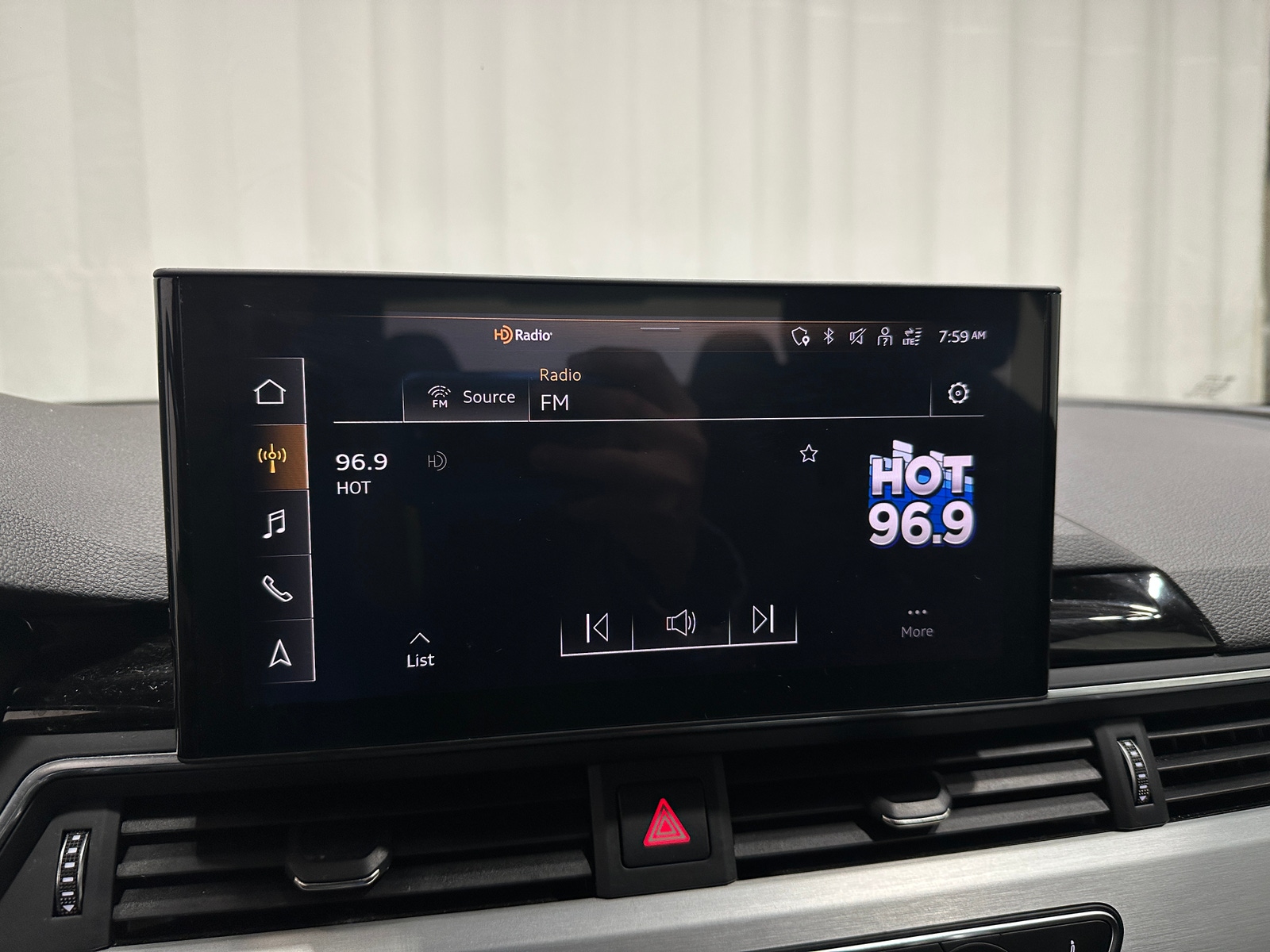 Thumbnail: 2020 Audi A4 - 3