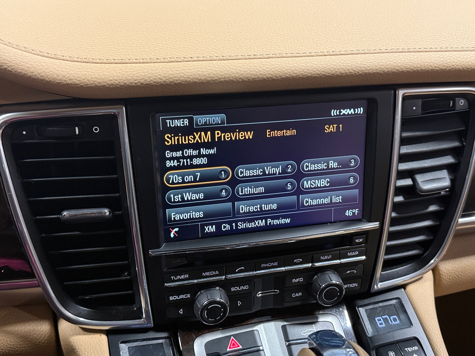 Thumbnail: 2015 Porsche Panamera - 3