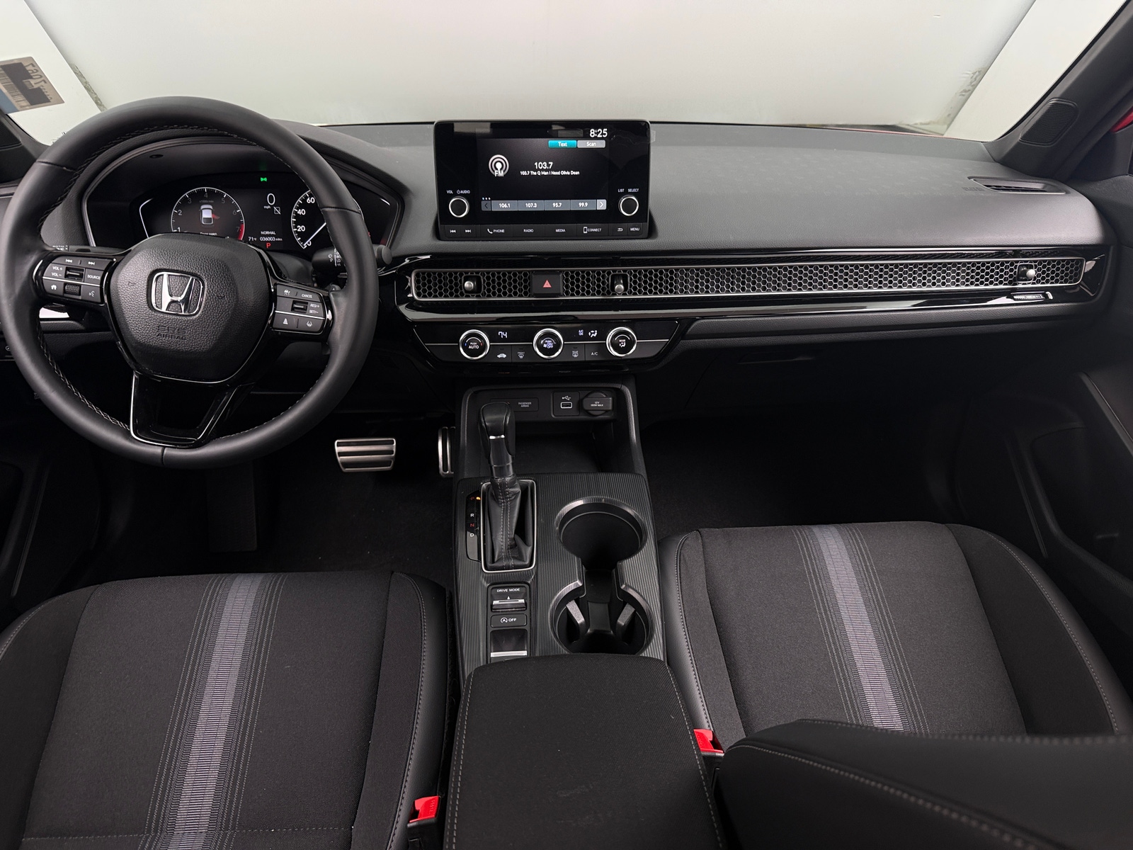 Thumbnail: 2023 Honda Civic - 3