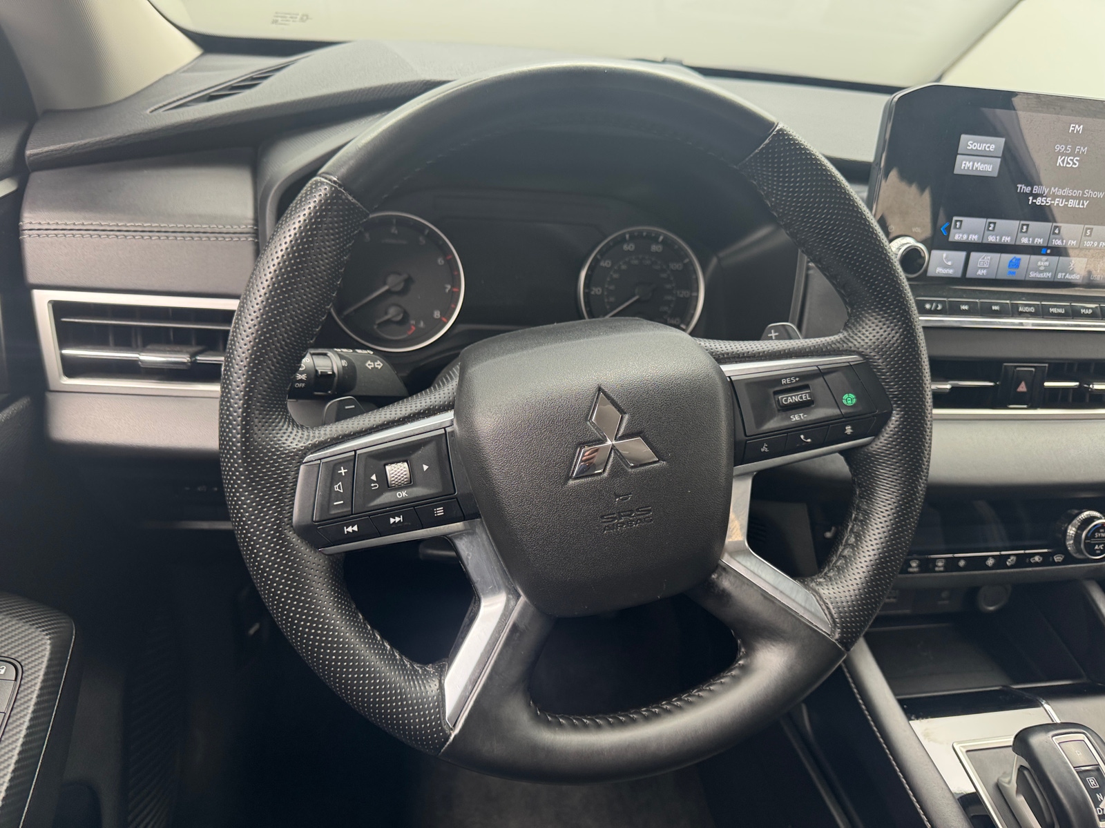 Thumbnail: 2024 Mitsubishi Outlander - 5