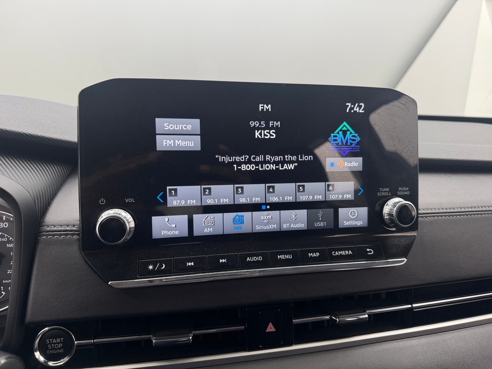 Thumbnail: 2024 Mitsubishi Outlander - 4