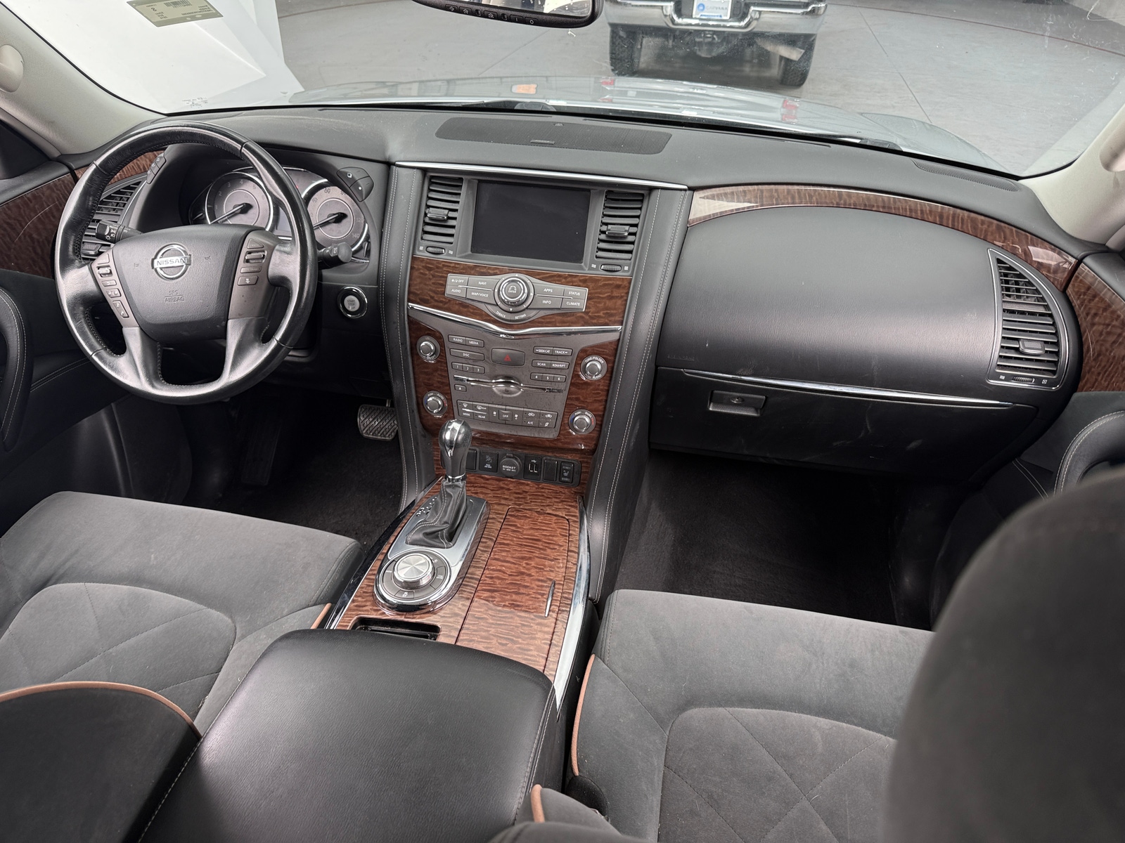 Thumbnail: 2019 Nissan Armada - 3