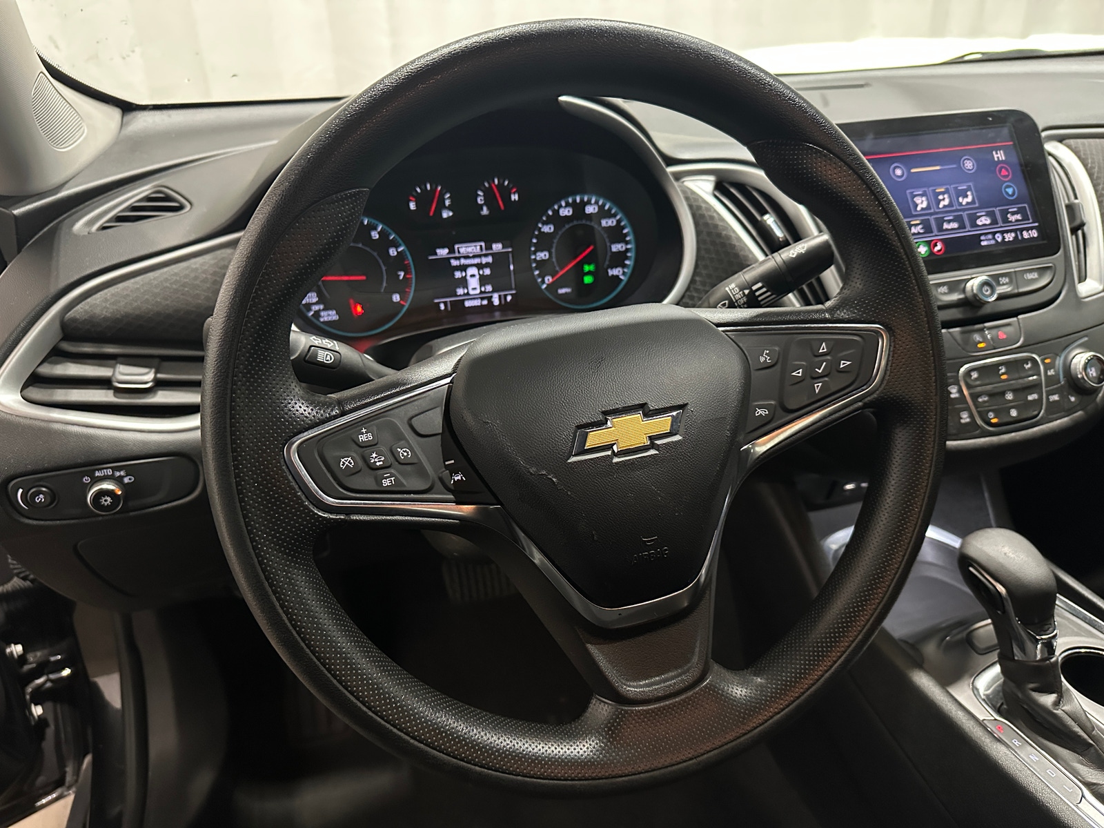 Thumbnail: 2023 Chevrolet Malibu - 5