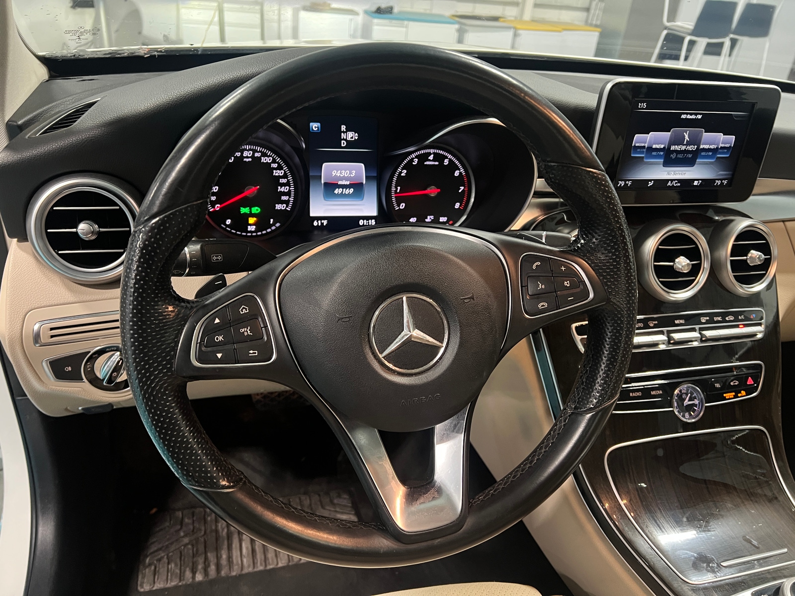 Thumbnail: 2015 Mercedes-Benz C-Class - 4