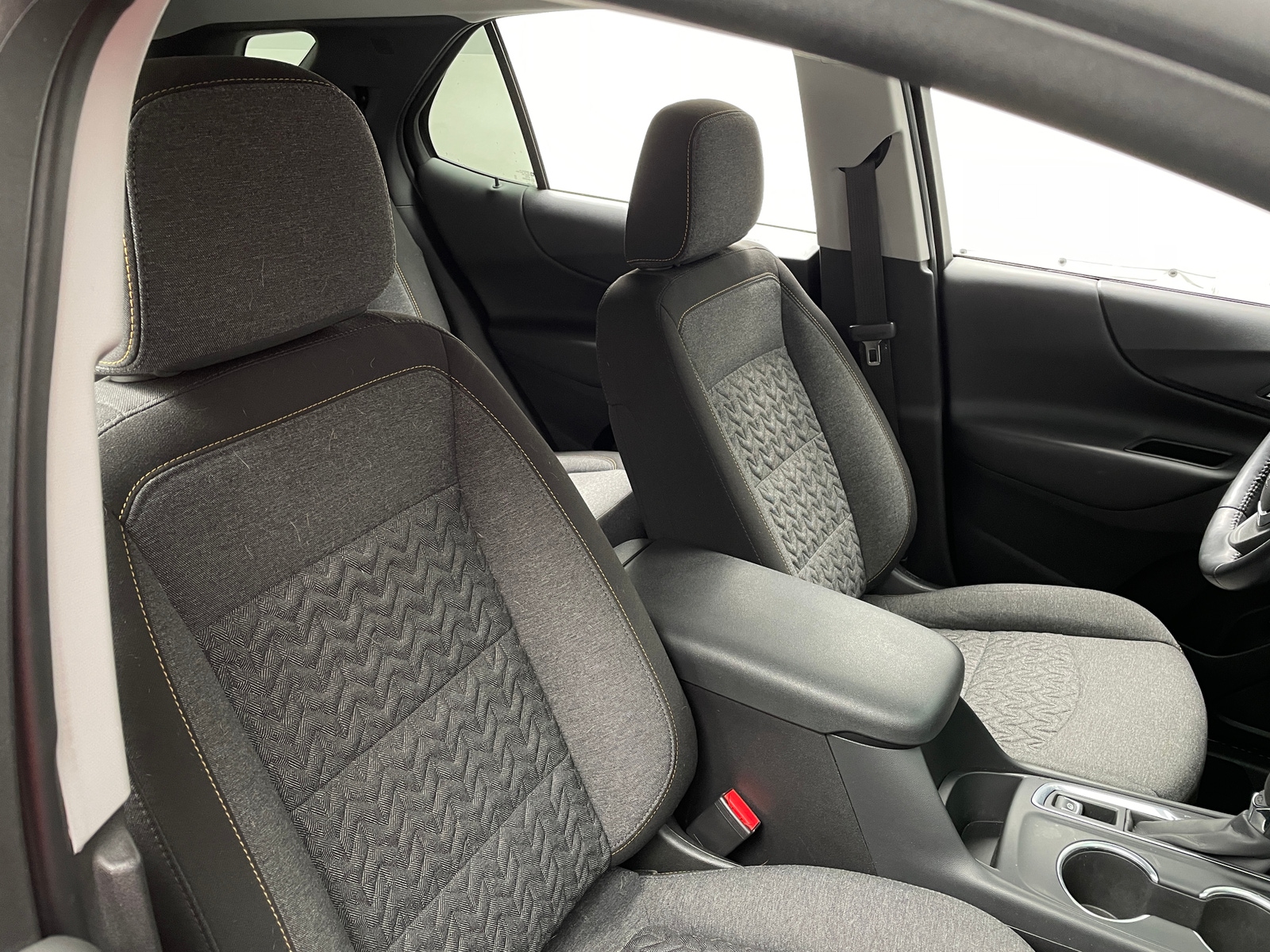 Thumbnail: 2022 Chevrolet Equinox - 2