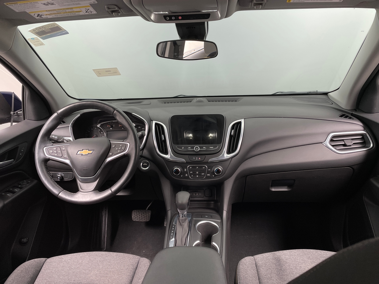 Thumbnail: 2022 Chevrolet Equinox - 3