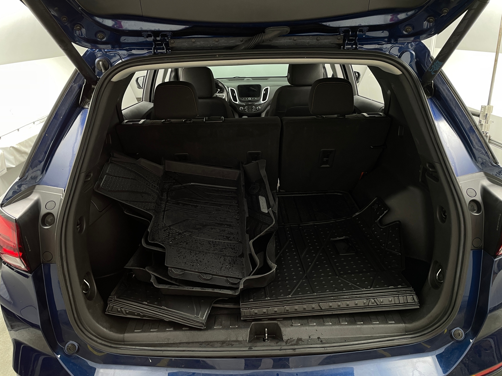 Thumbnail: 2022 Chevrolet Equinox - 7