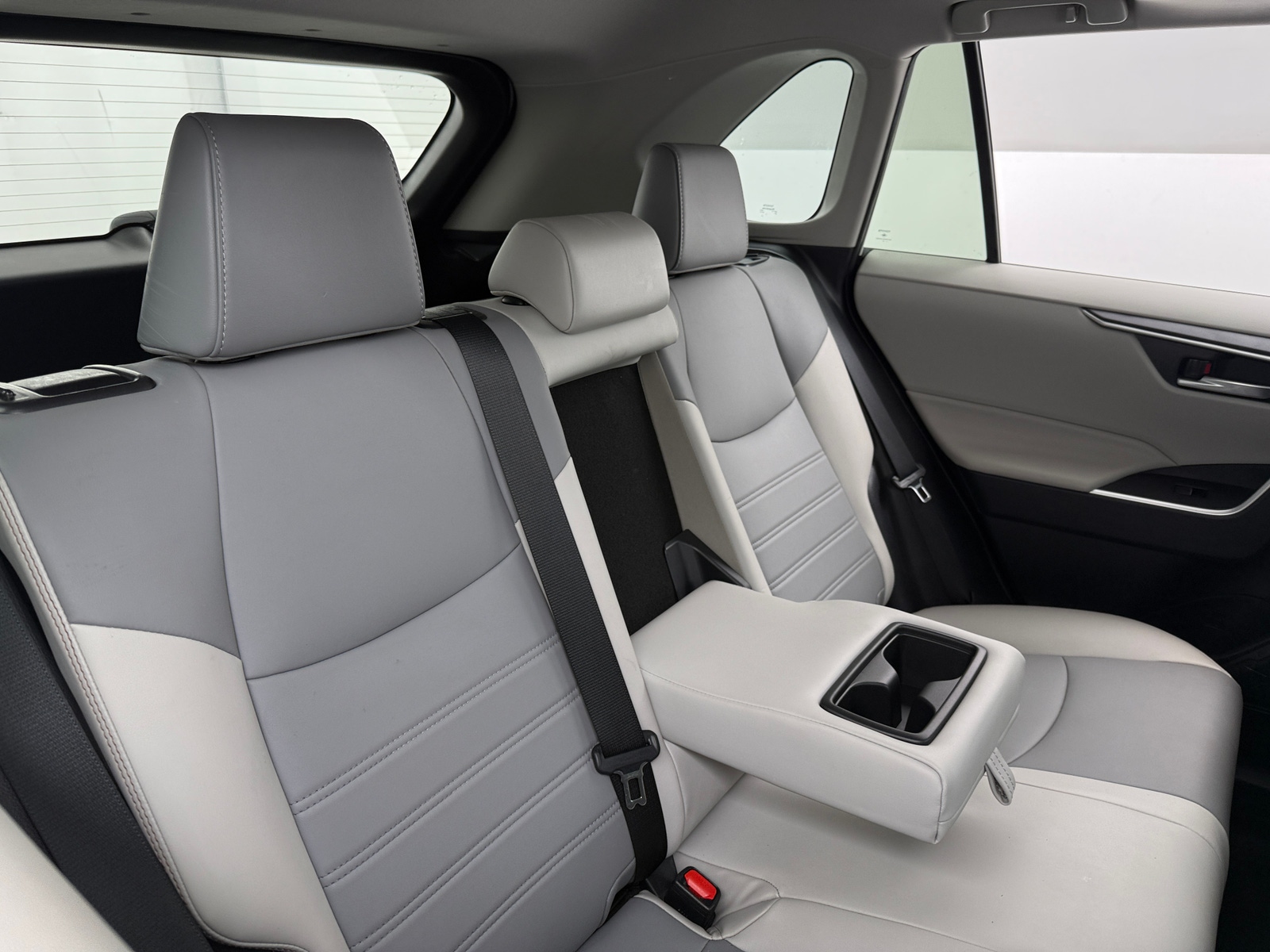 Thumbnail: 2019 Toyota RAV4 - 5