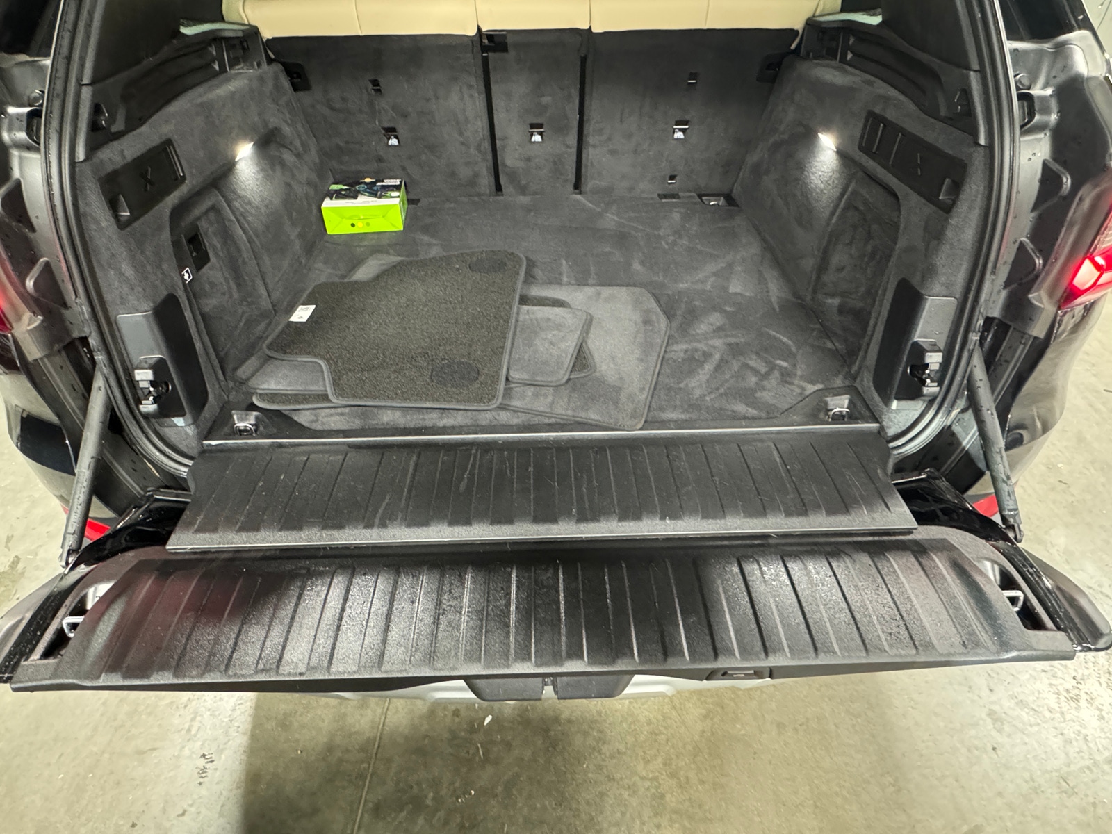 Thumbnail: 2022 BMW X5 - 6