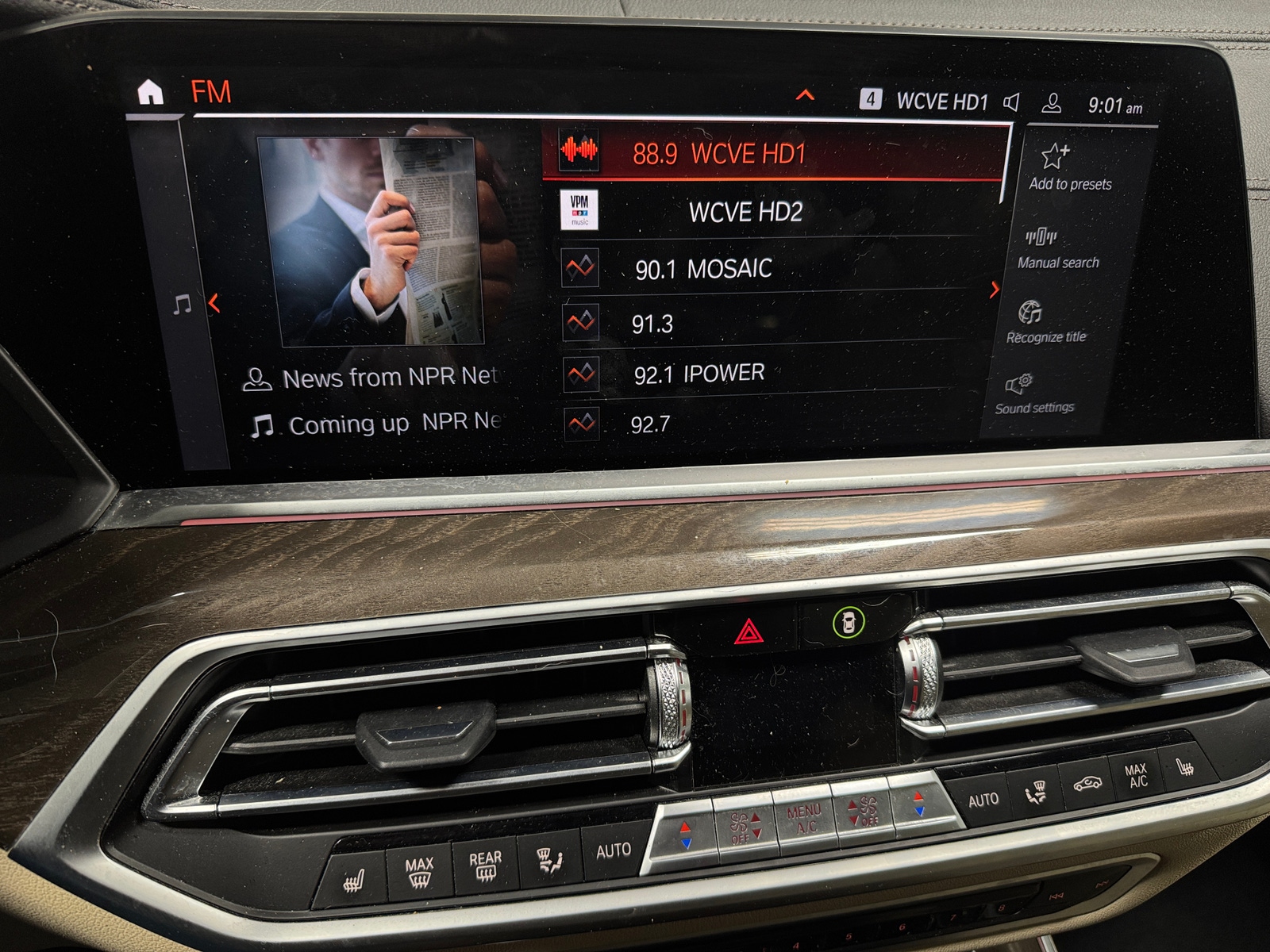 Thumbnail: 2022 BMW X5 - 3