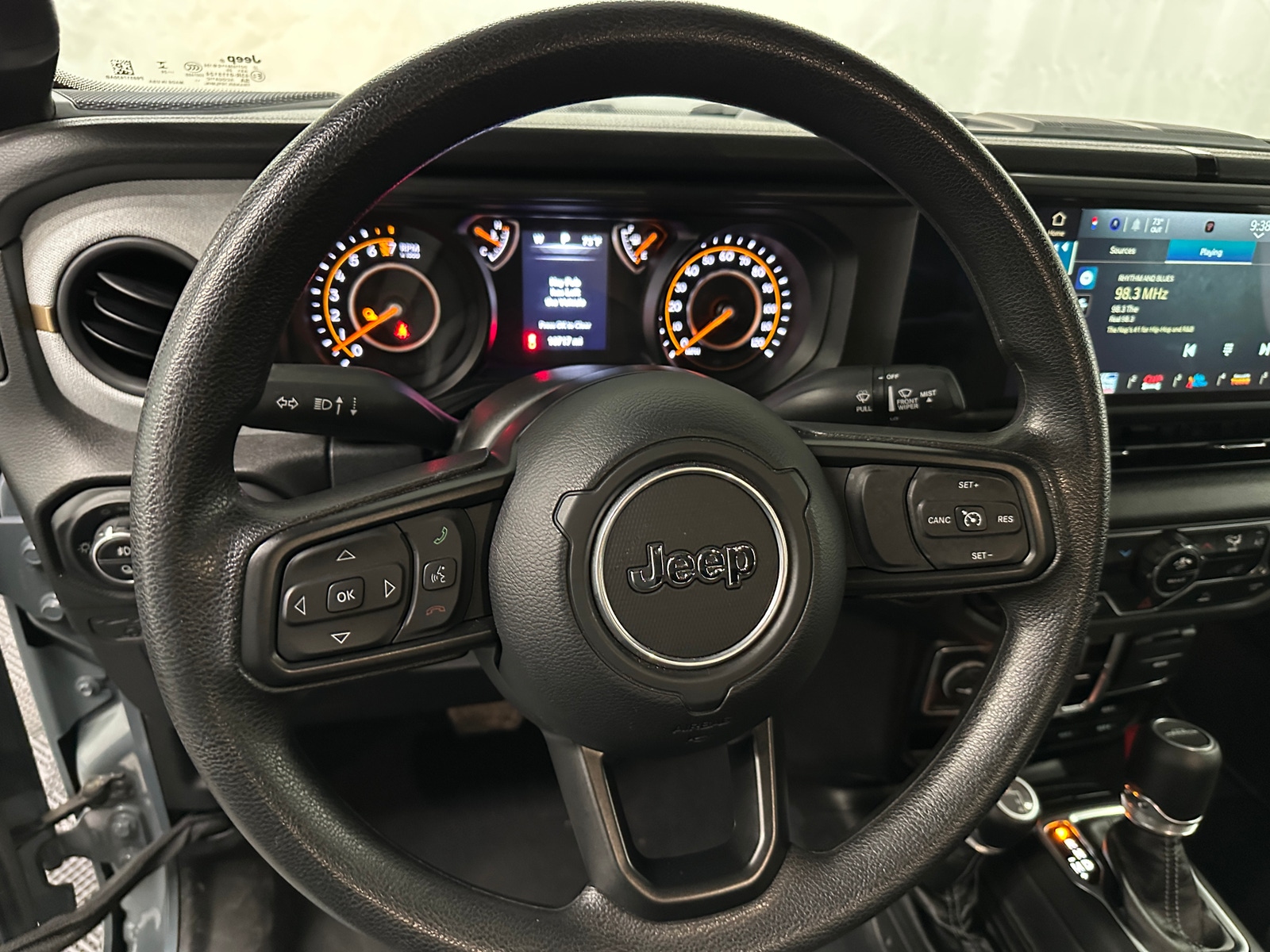 Thumbnail: 2024 Jeep Gladiator - 5