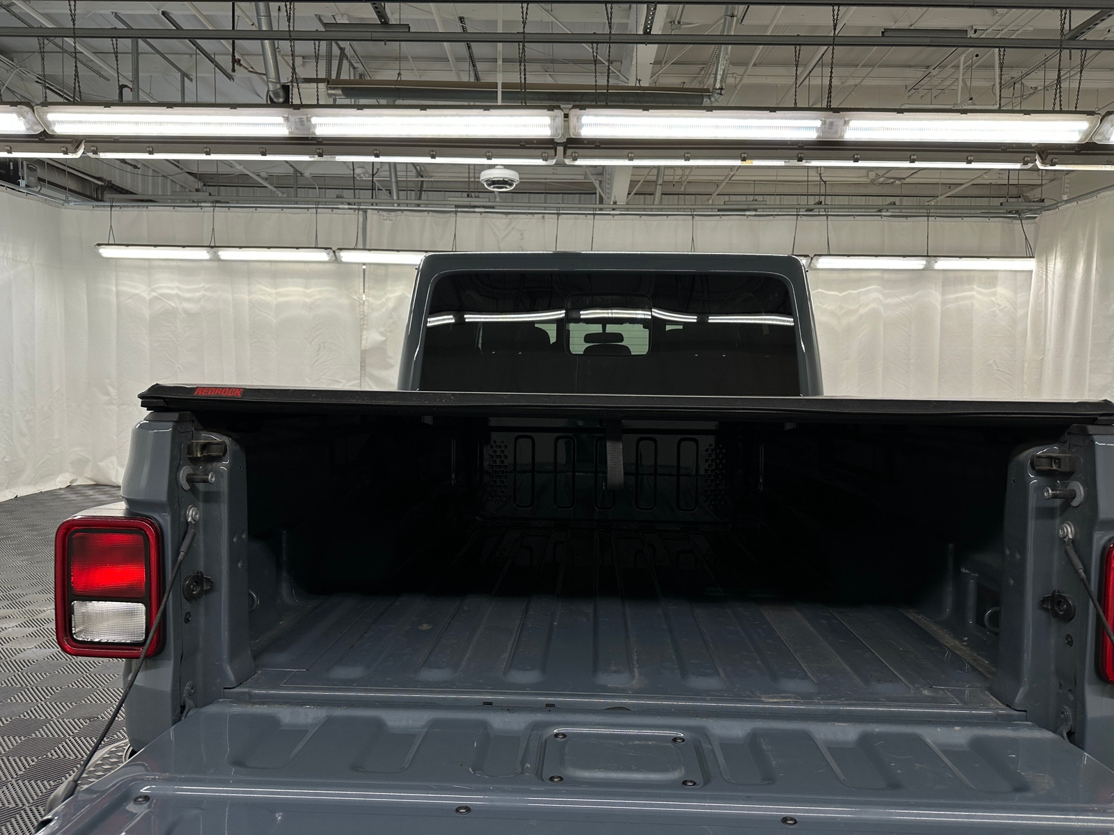 Thumbnail: 2024 Jeep Gladiator - 7