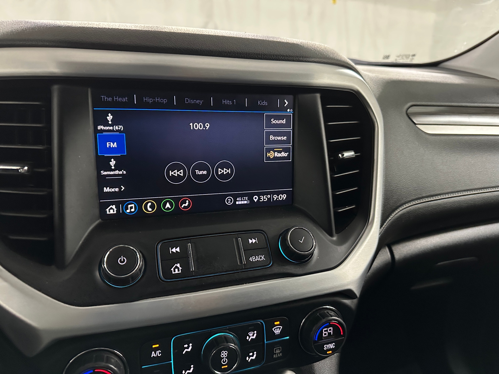 Thumbnail: 2020 GMC Acadia - 4