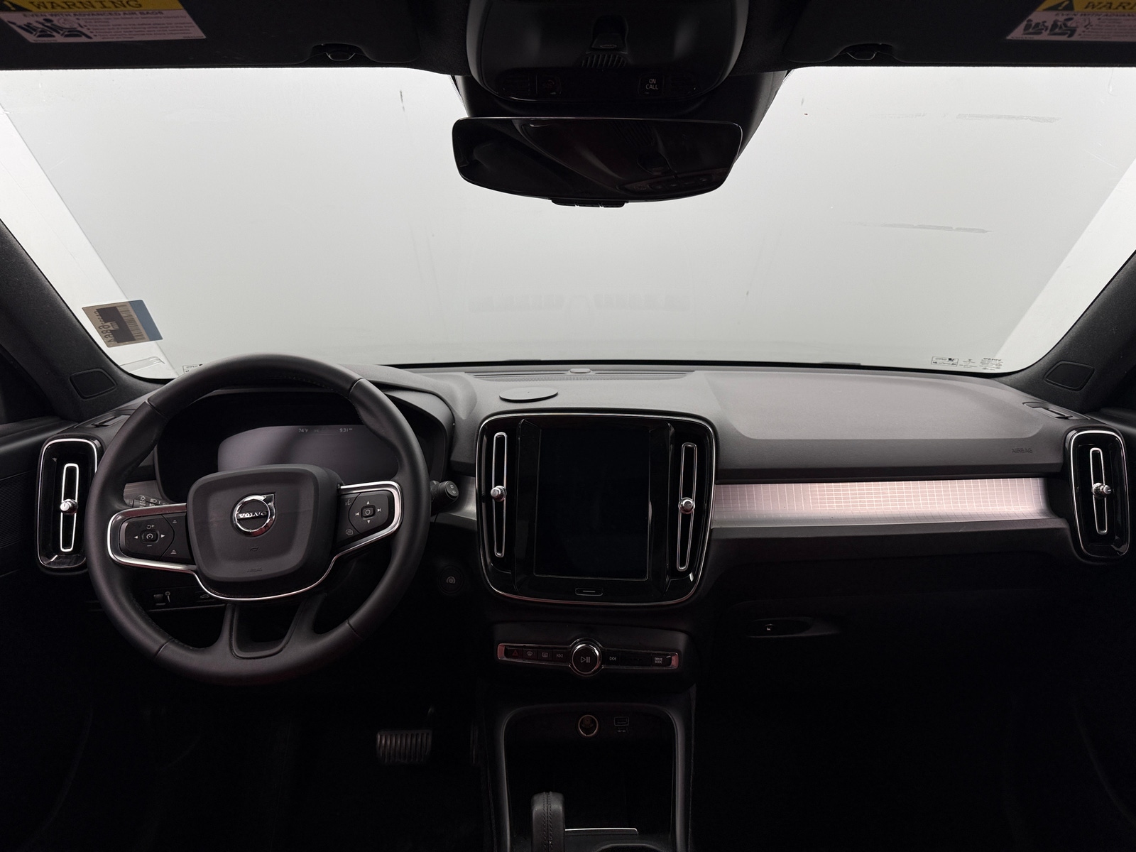 Thumbnail: 2020 Volvo XC40 - 2