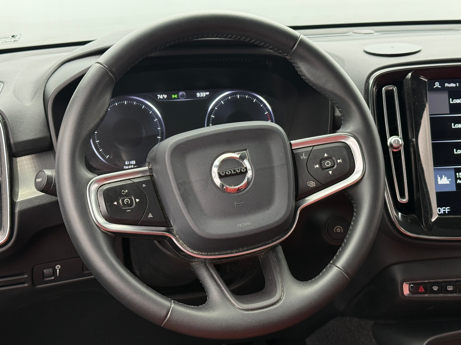 Thumbnail: 2020 Volvo XC40 - 4