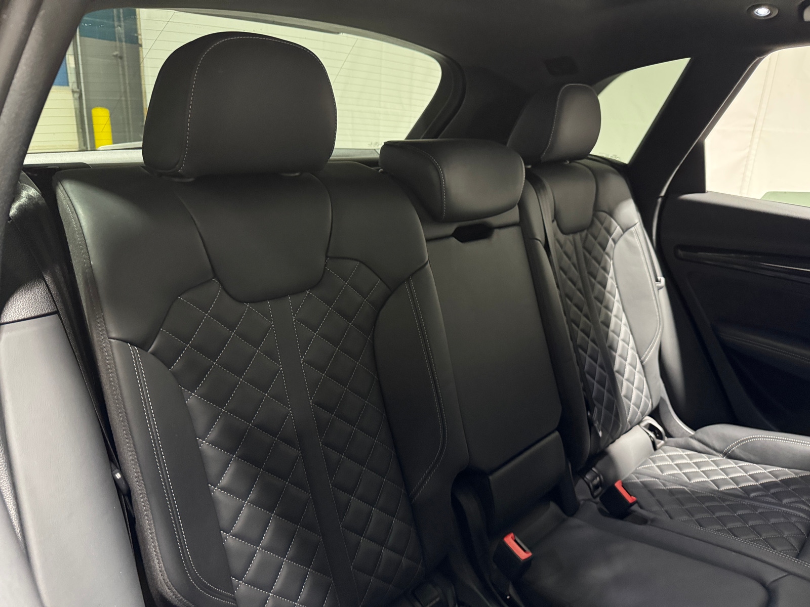 Thumbnail: 2020 Audi SQ5 - 5