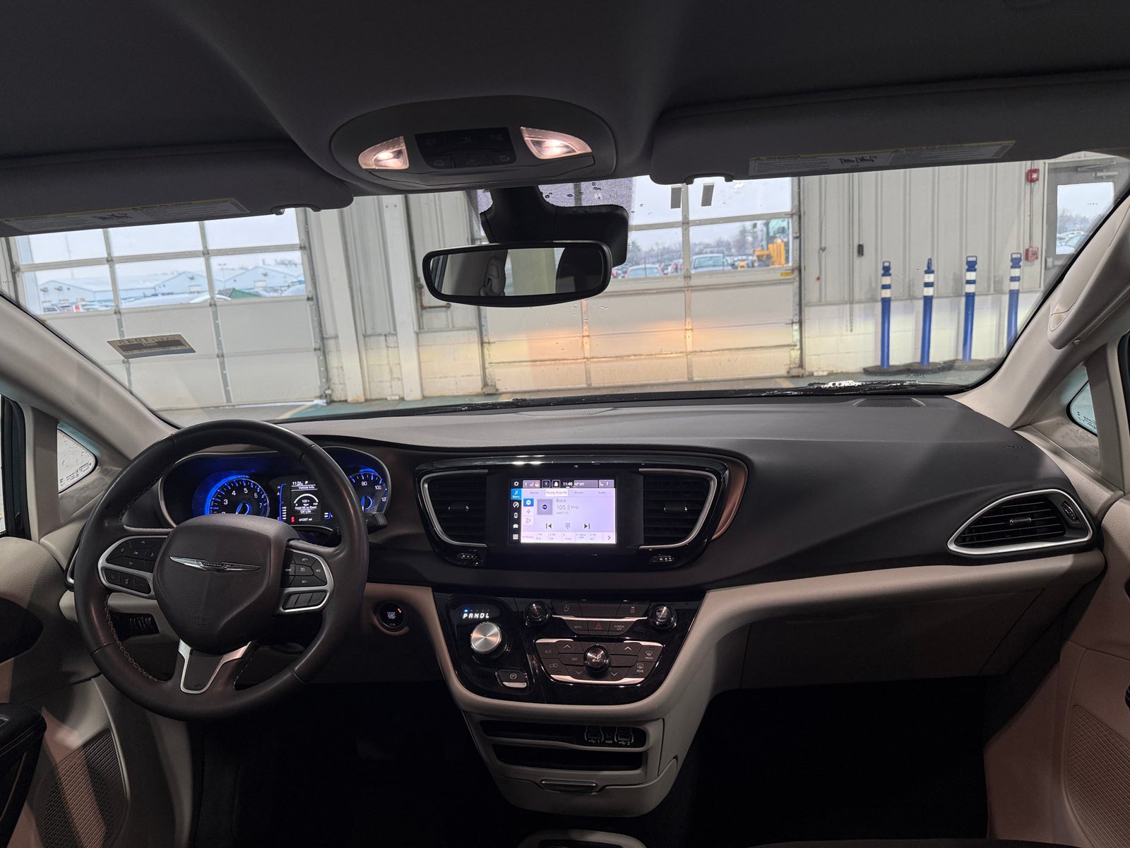 Thumbnail: 2024 Chrysler Voyager - 3