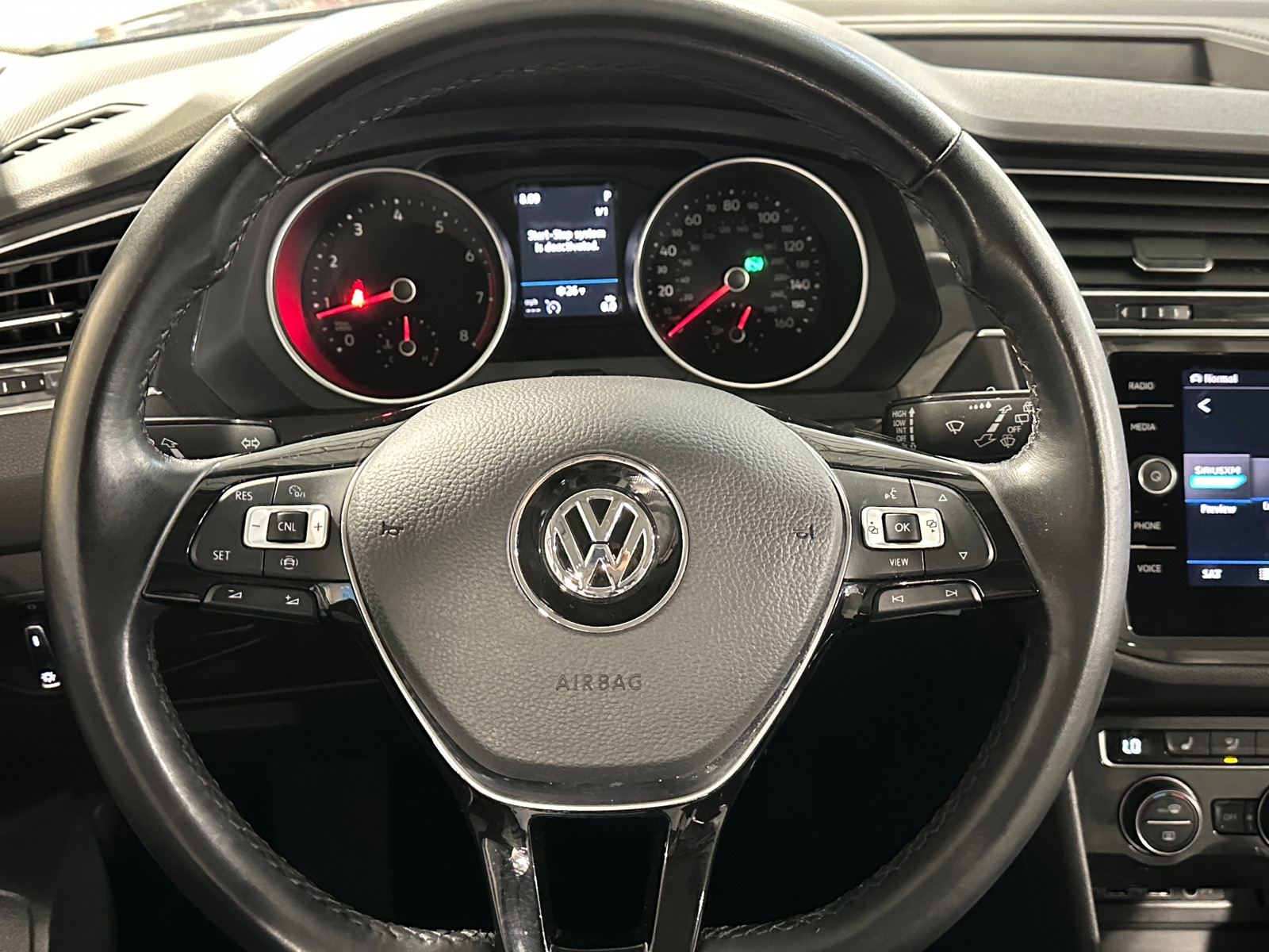 Thumbnail: 2019 Volkswagen Tiguan - 4