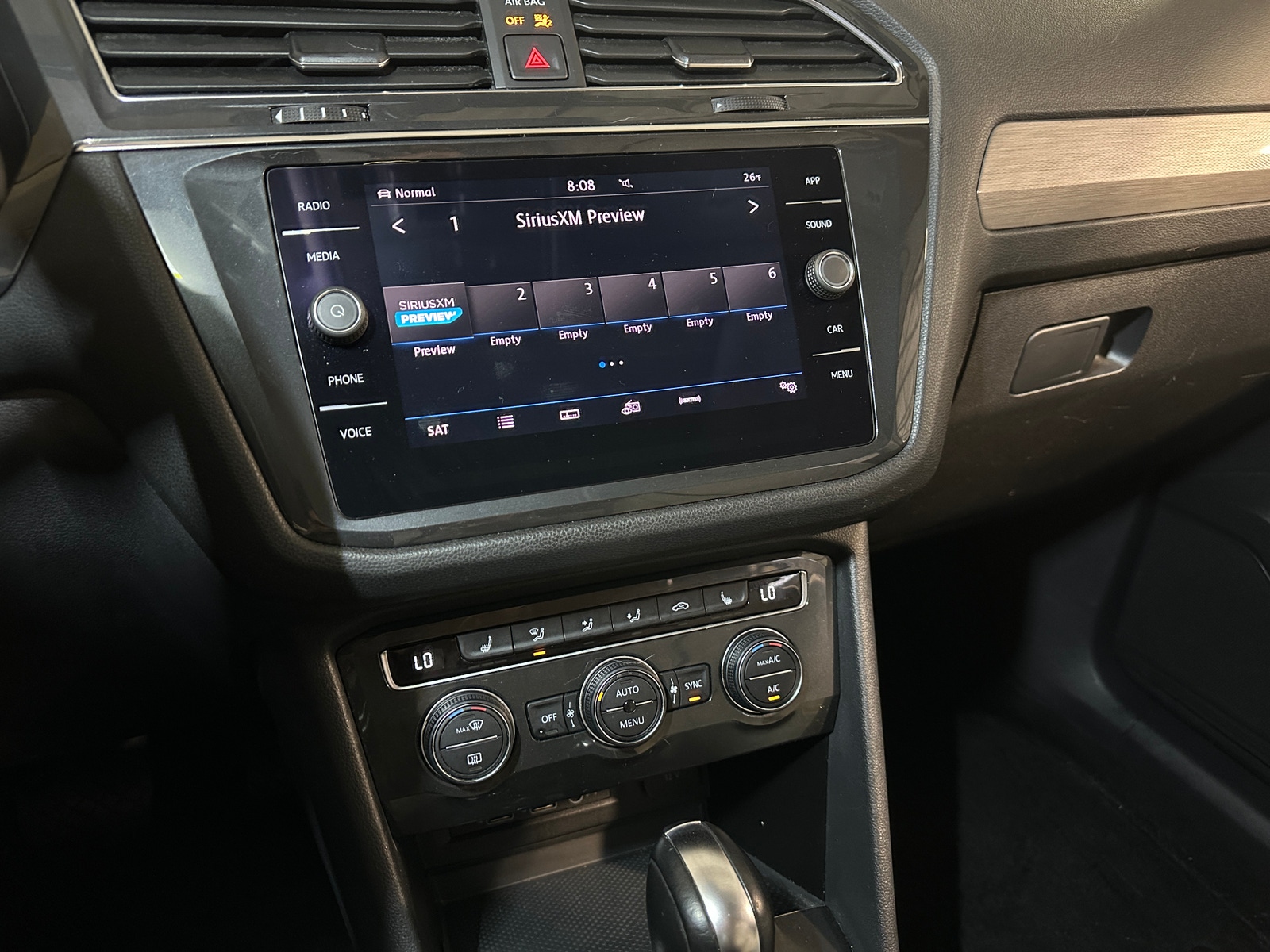 Thumbnail: 2019 Volkswagen Tiguan - 3