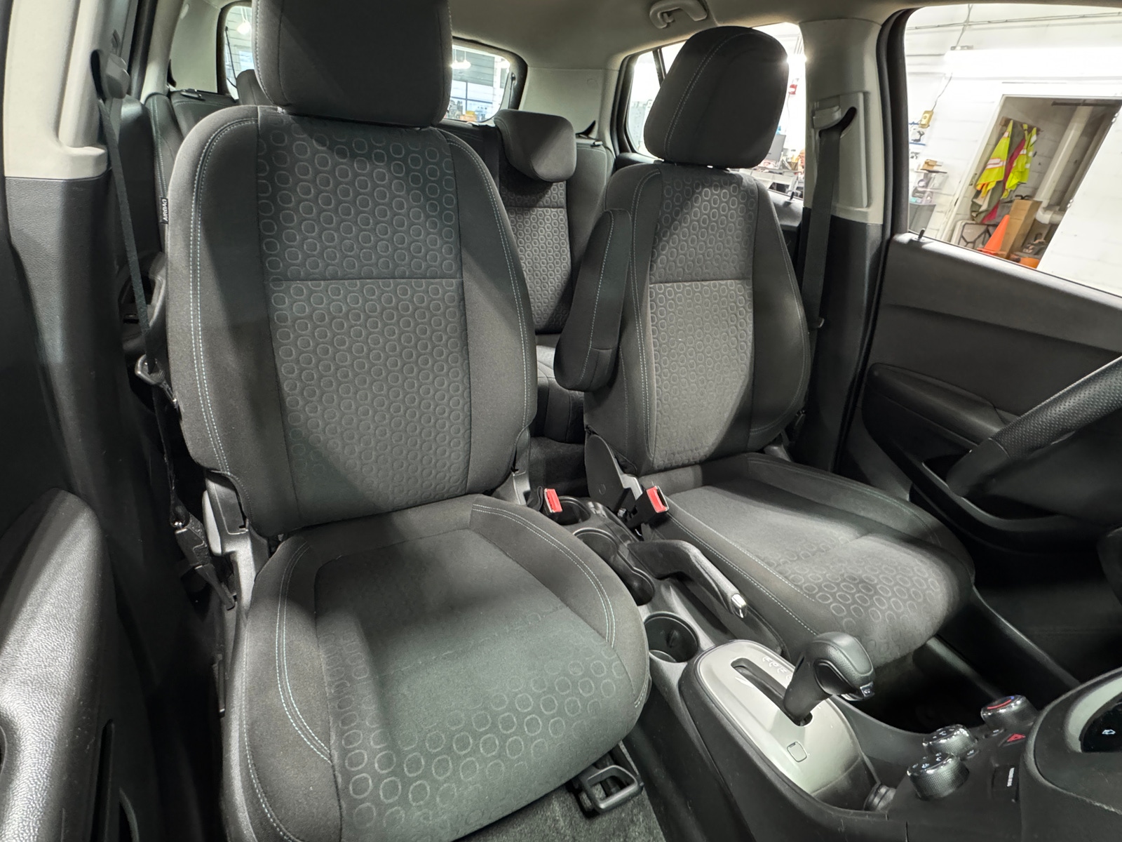 Thumbnail: 2016 Chevrolet Trax - 2