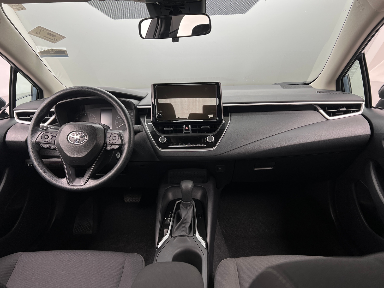 Thumbnail: 2025 Toyota Corolla - 3