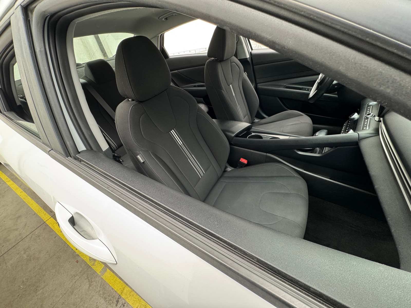 Thumbnail: 2023 Hyundai Elantra - 2