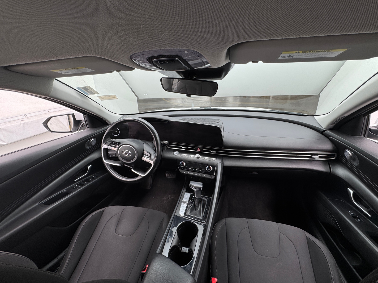 Thumbnail: 2023 Hyundai Elantra - 3