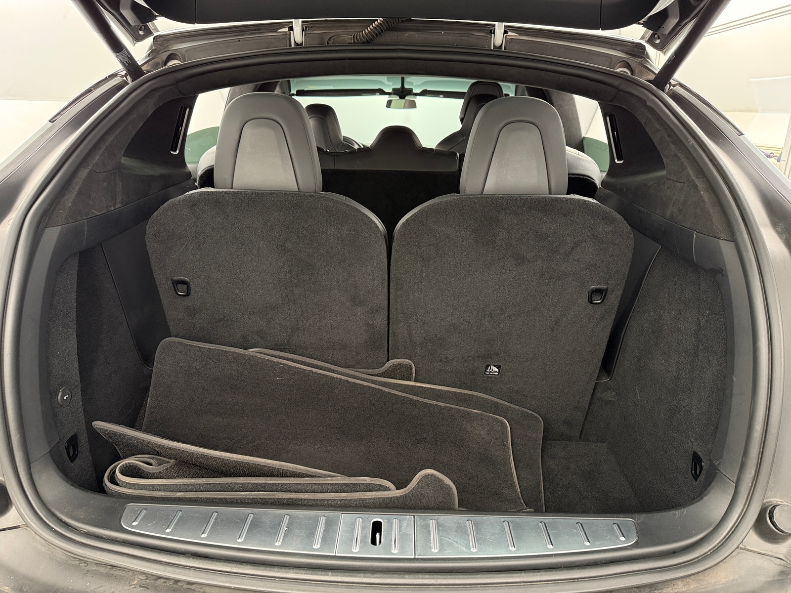 Thumbnail: 2018 Tesla Model X - 6