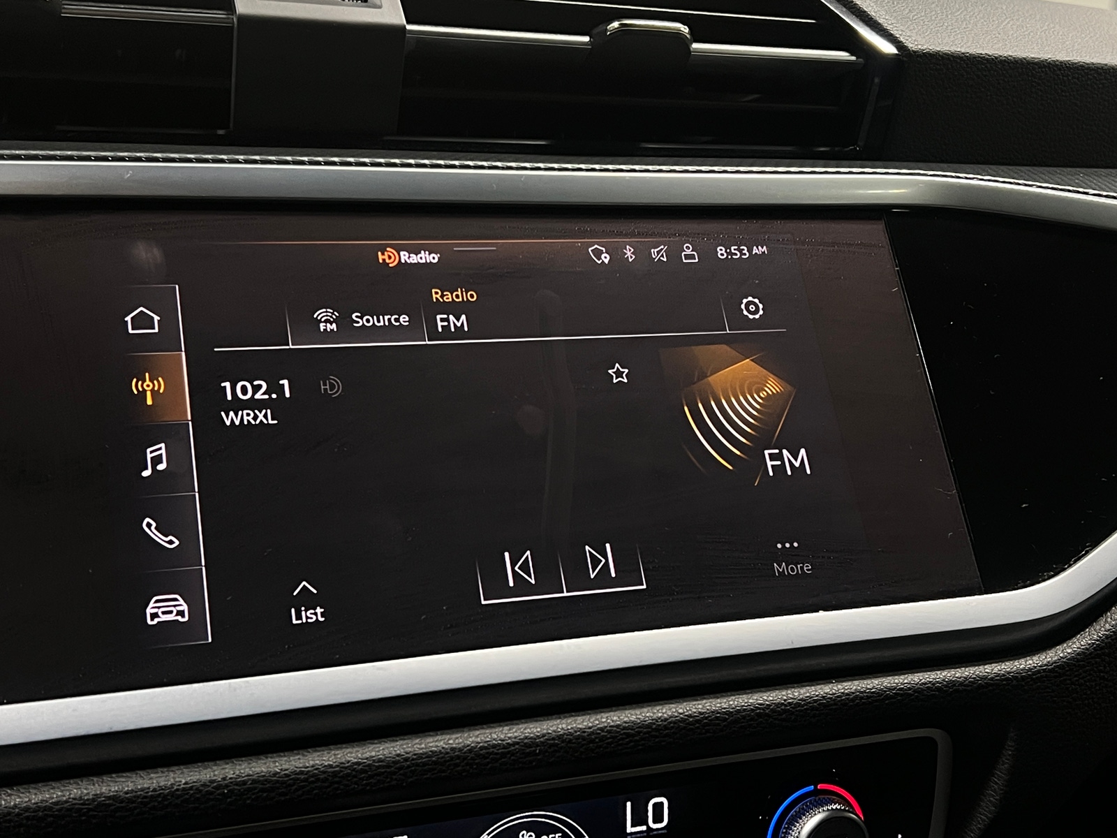 Thumbnail: 2022 Audi Q3 - 3