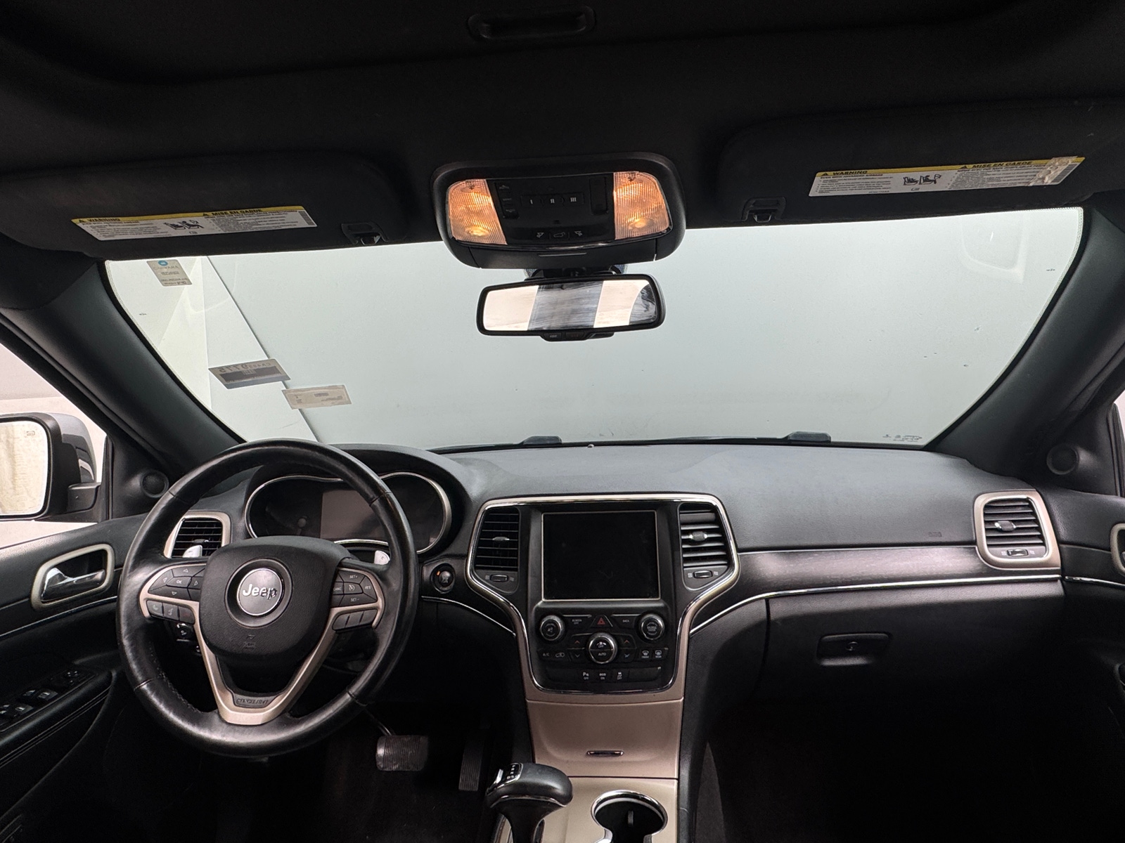 Thumbnail: 2015 Jeep Grand Cherokee - 2