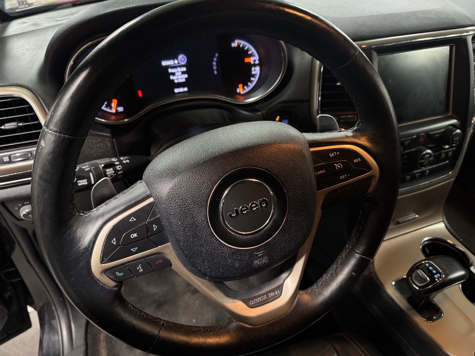 Thumbnail: 2015 Jeep Grand Cherokee - 4