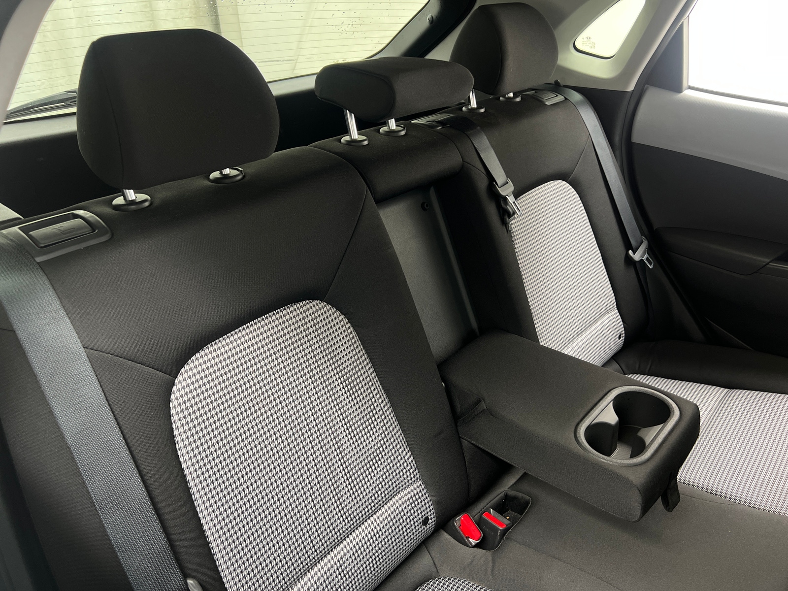 Thumbnail: 2021 Hyundai Kona - 6