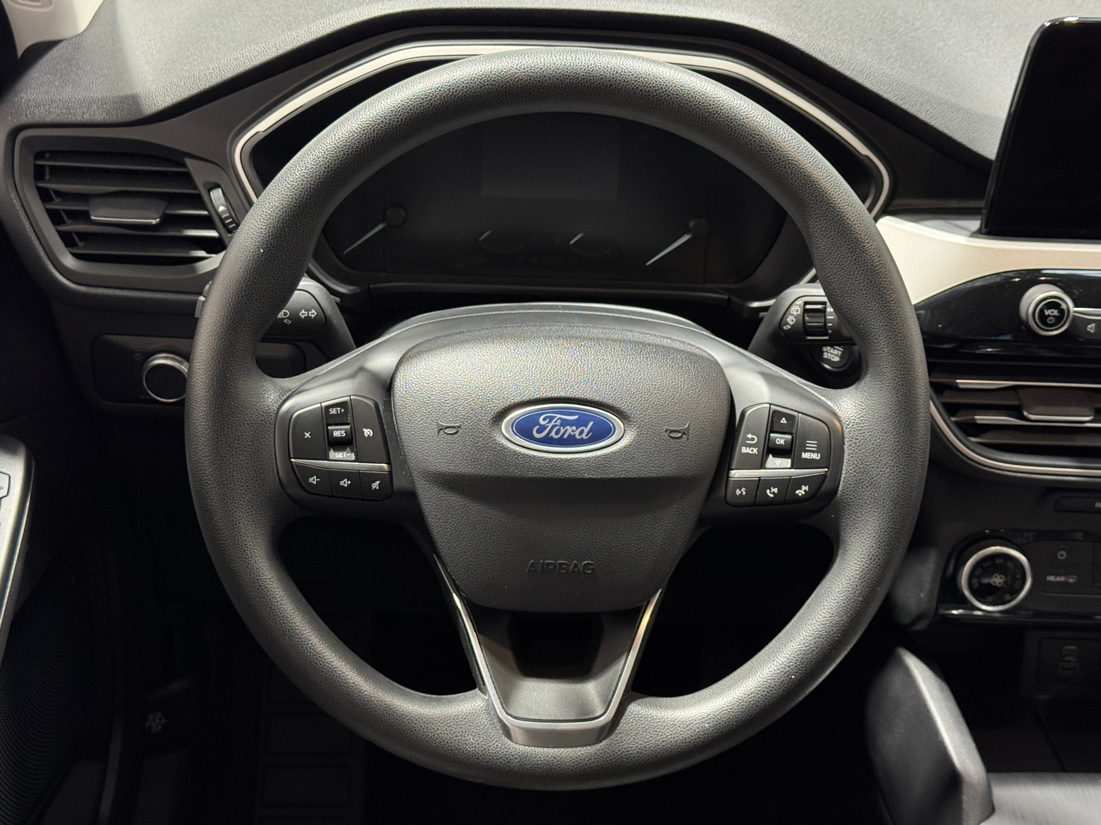 Thumbnail: 2021 Ford Escape - 5