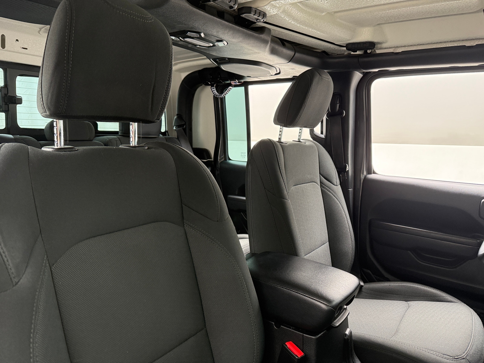 Thumbnail: 2022 Jeep Gladiator - 2