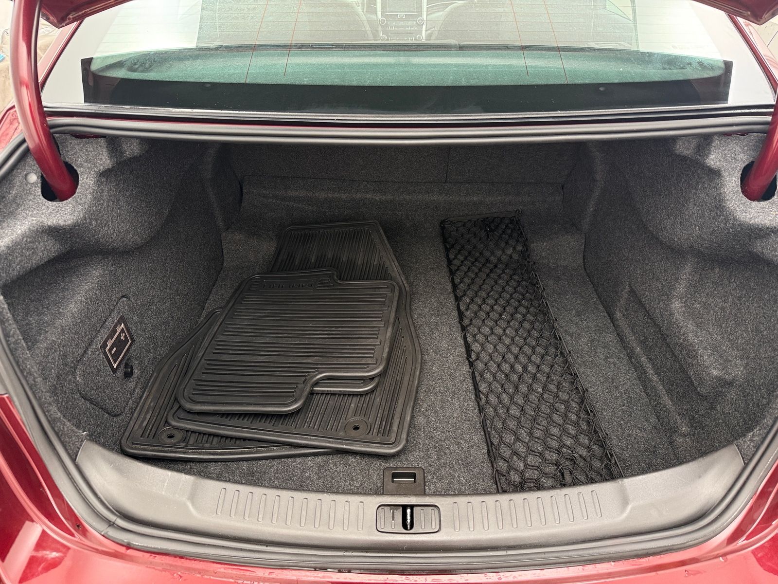 Thumbnail: 2015 Chevrolet Malibu - 6