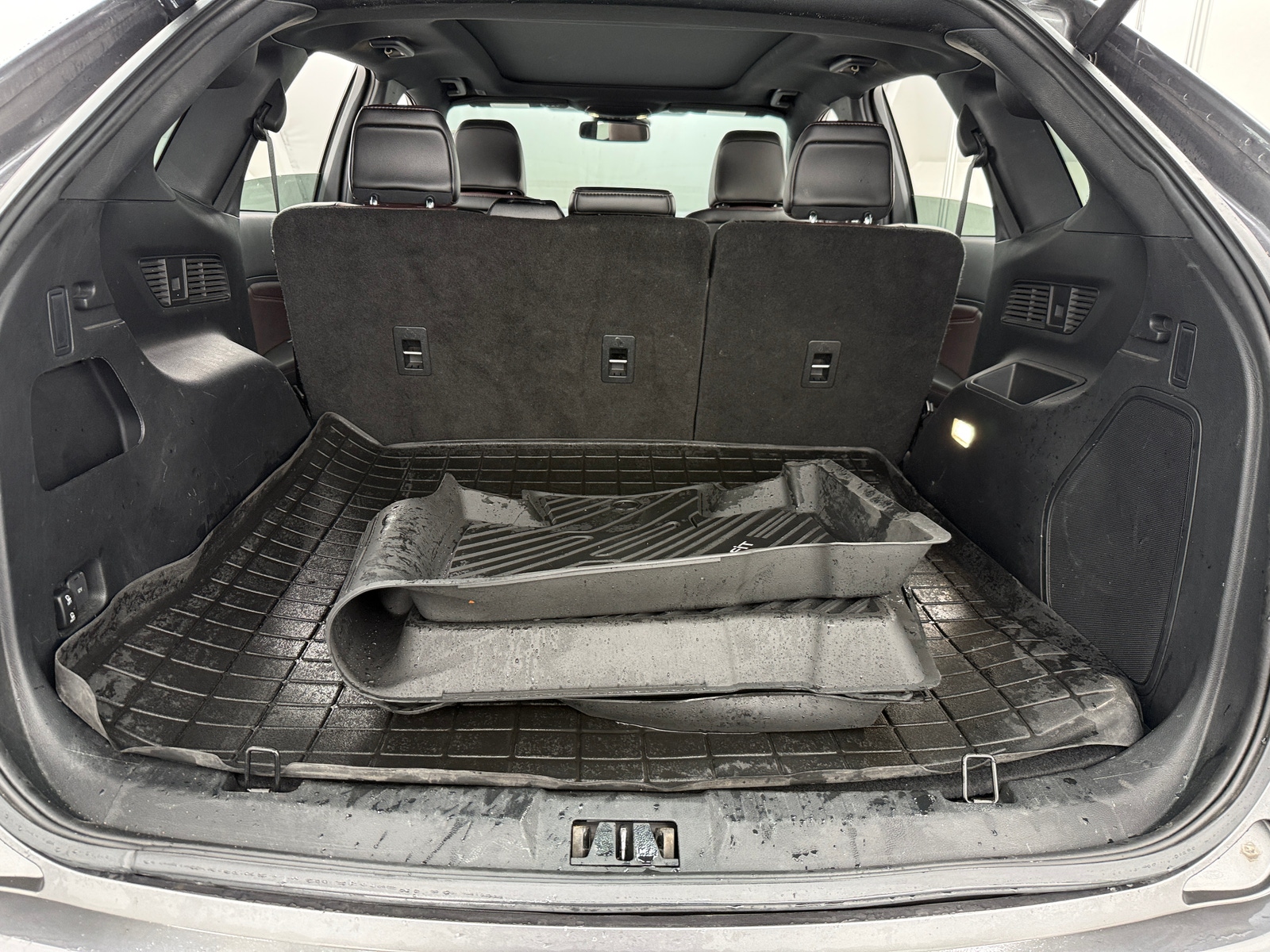 Thumbnail: 2021 Ford Edge - 6