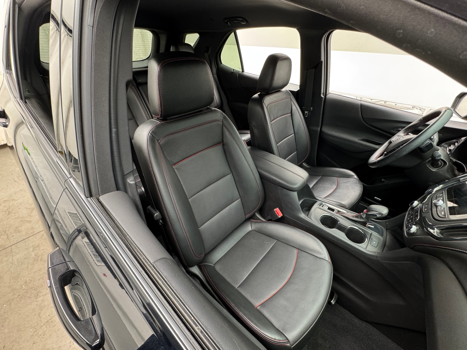 Thumbnail: 2024 Chevrolet Equinox - 2