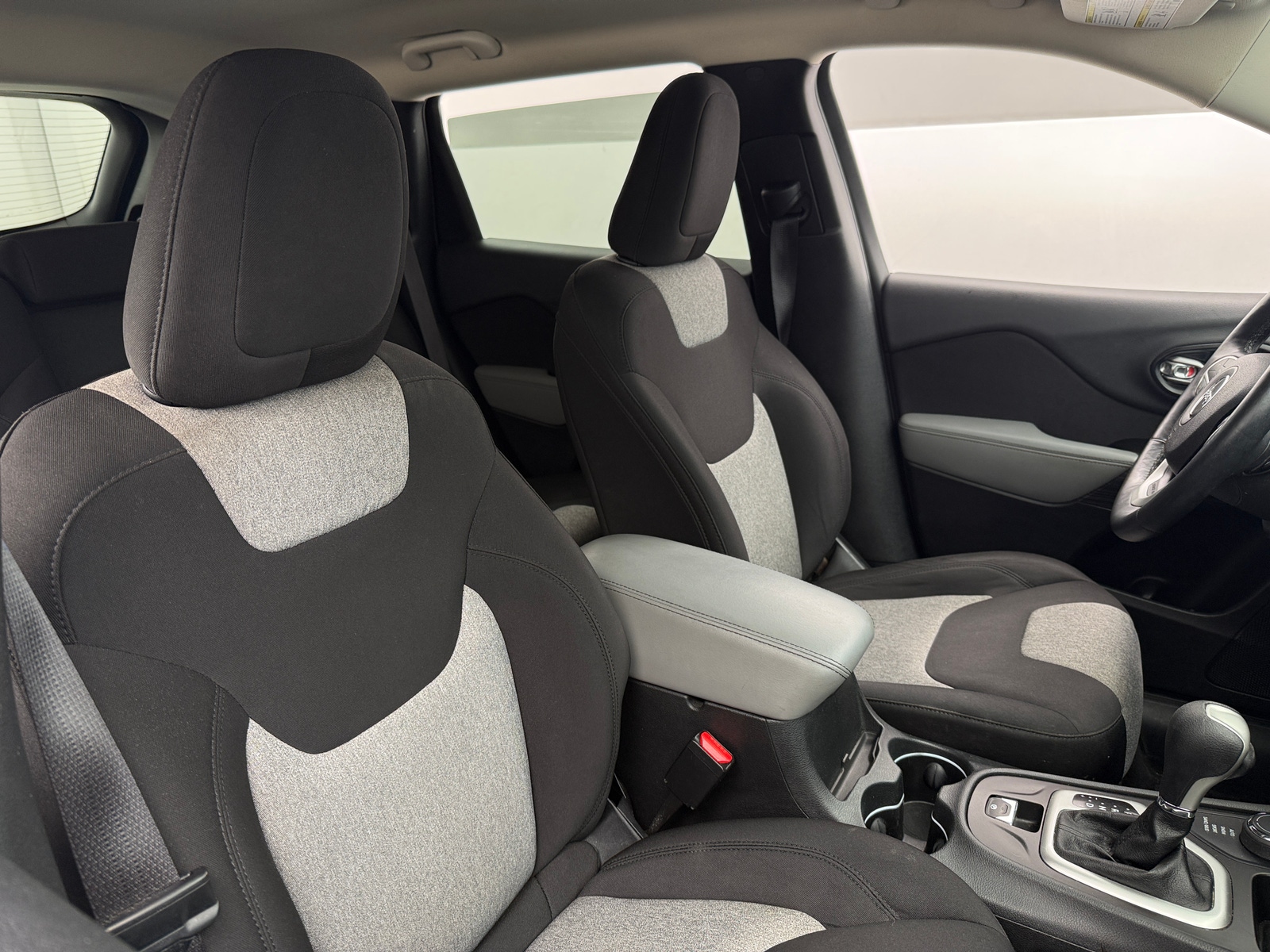 Thumbnail: 2014 Jeep Cherokee - 2