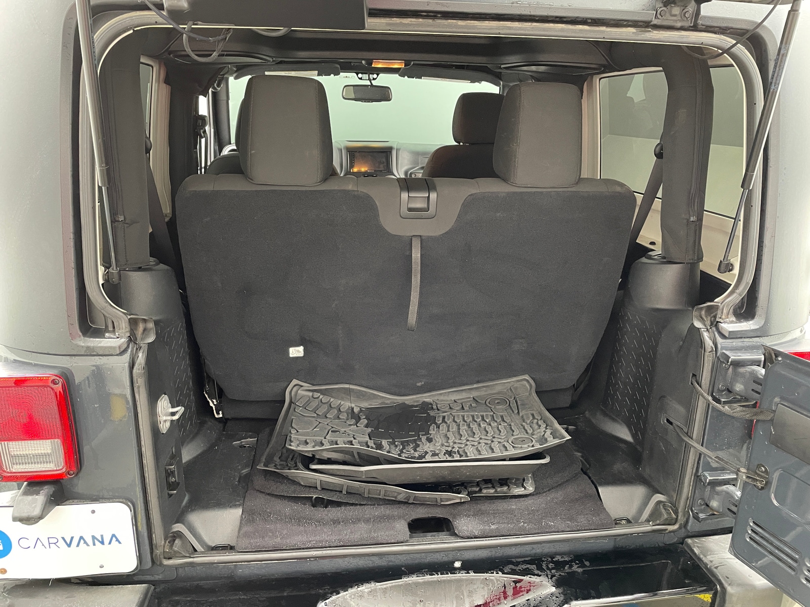 Thumbnail: 2016 Jeep Wrangler - 7