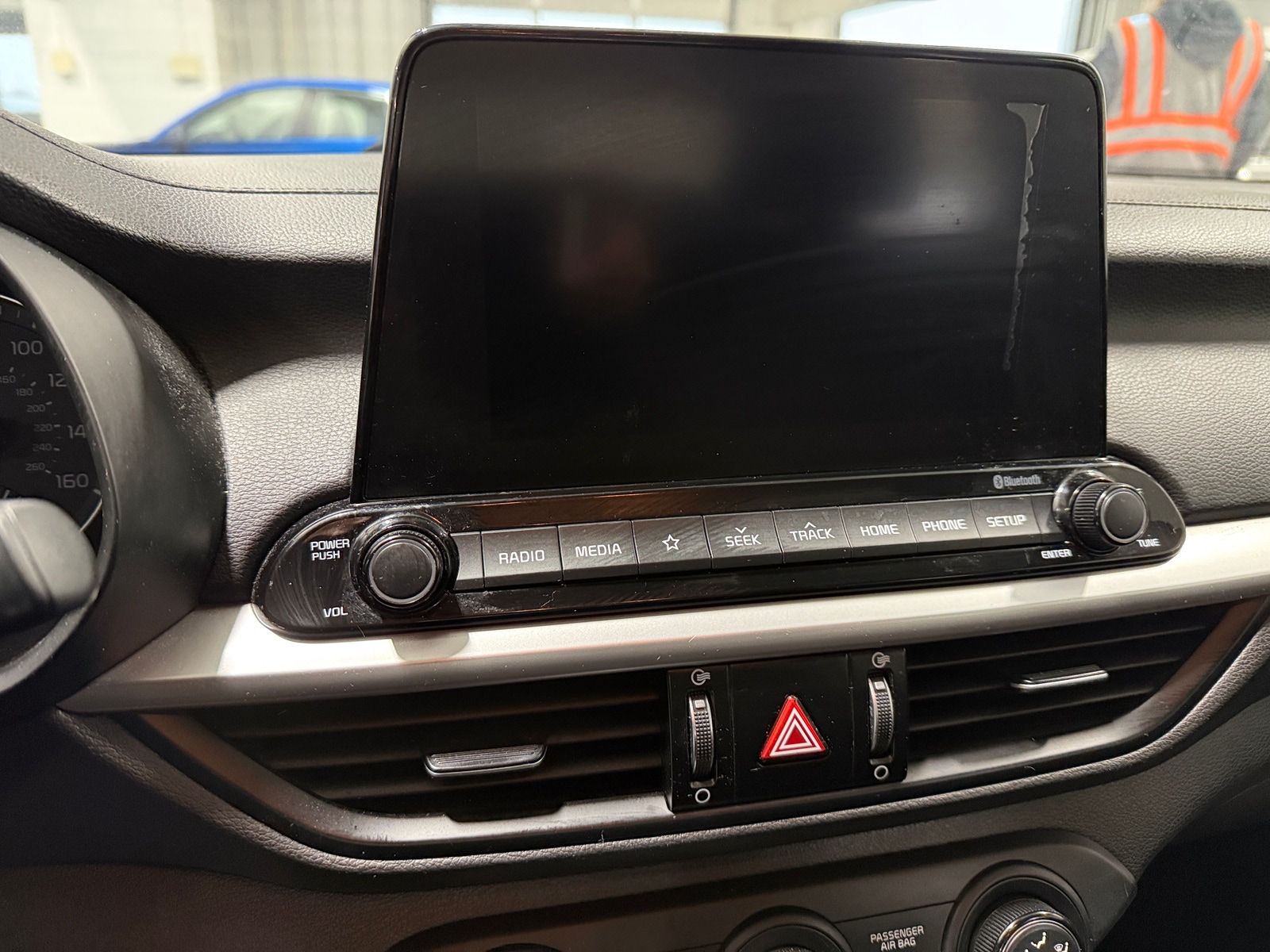 Thumbnail: 2020 Kia Forte - 4