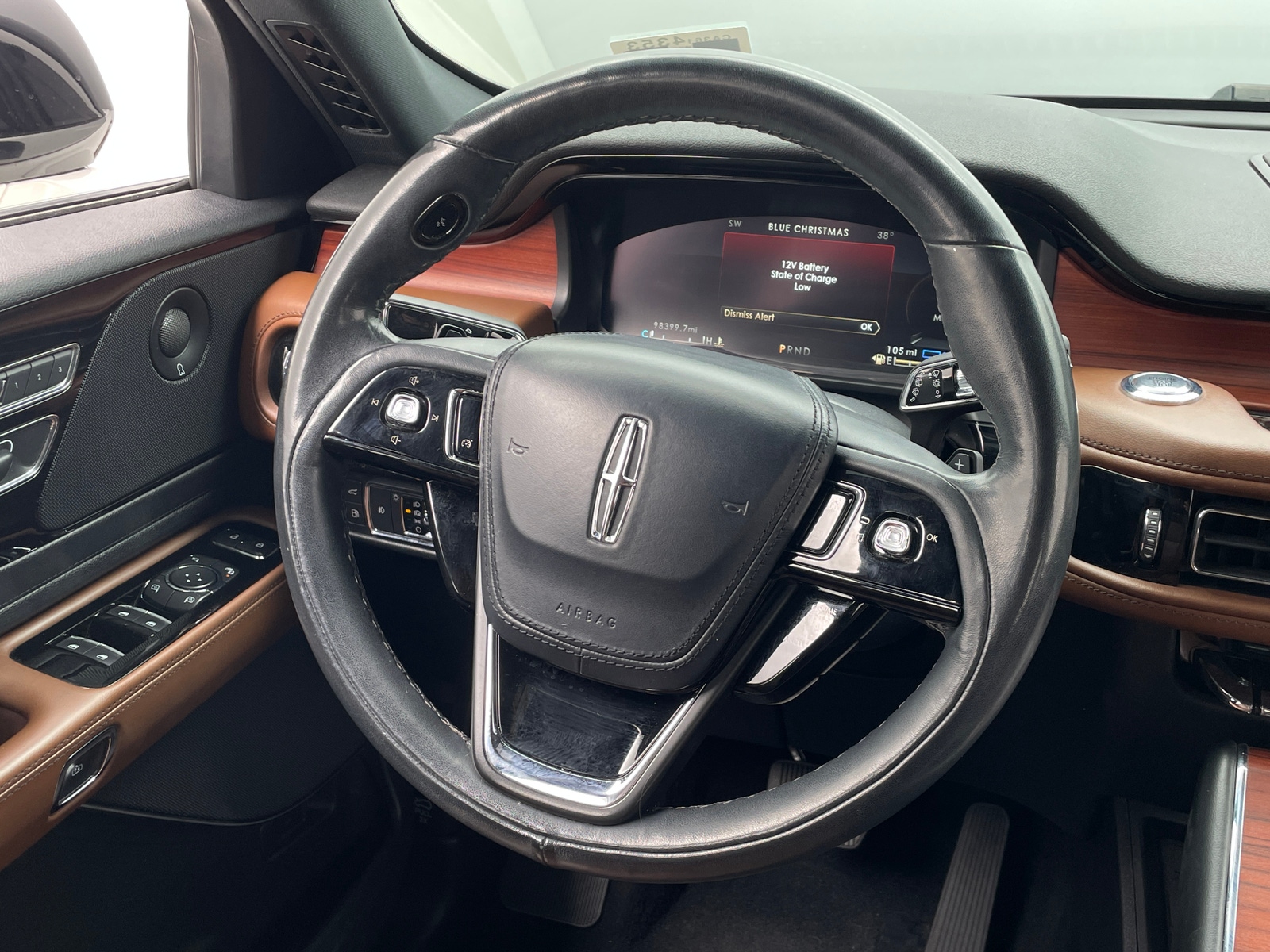 Thumbnail: 2021 Lincoln Aviator - 4