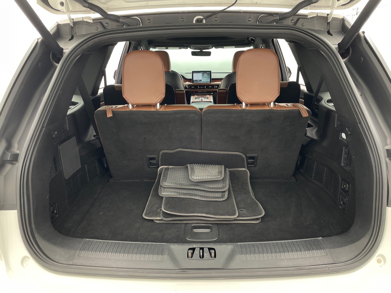 Thumbnail: 2021 Lincoln Aviator - 6