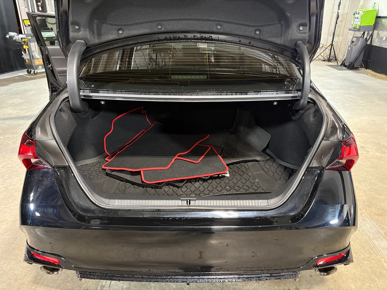 Thumbnail: 2021 Toyota Avalon - 6